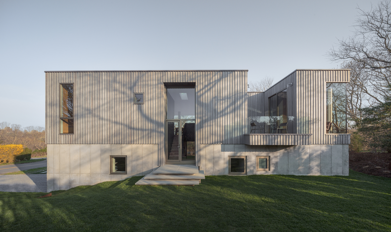 Montauk House by Desai Chia Architecture. PAUL WARCHOL