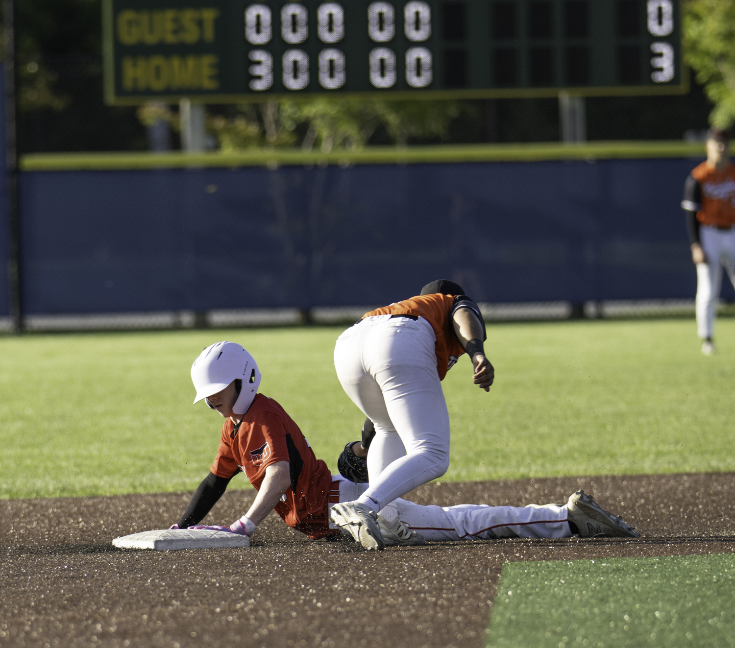 Spencer Cavaniola steals second base.  MARIANNE BARNETT