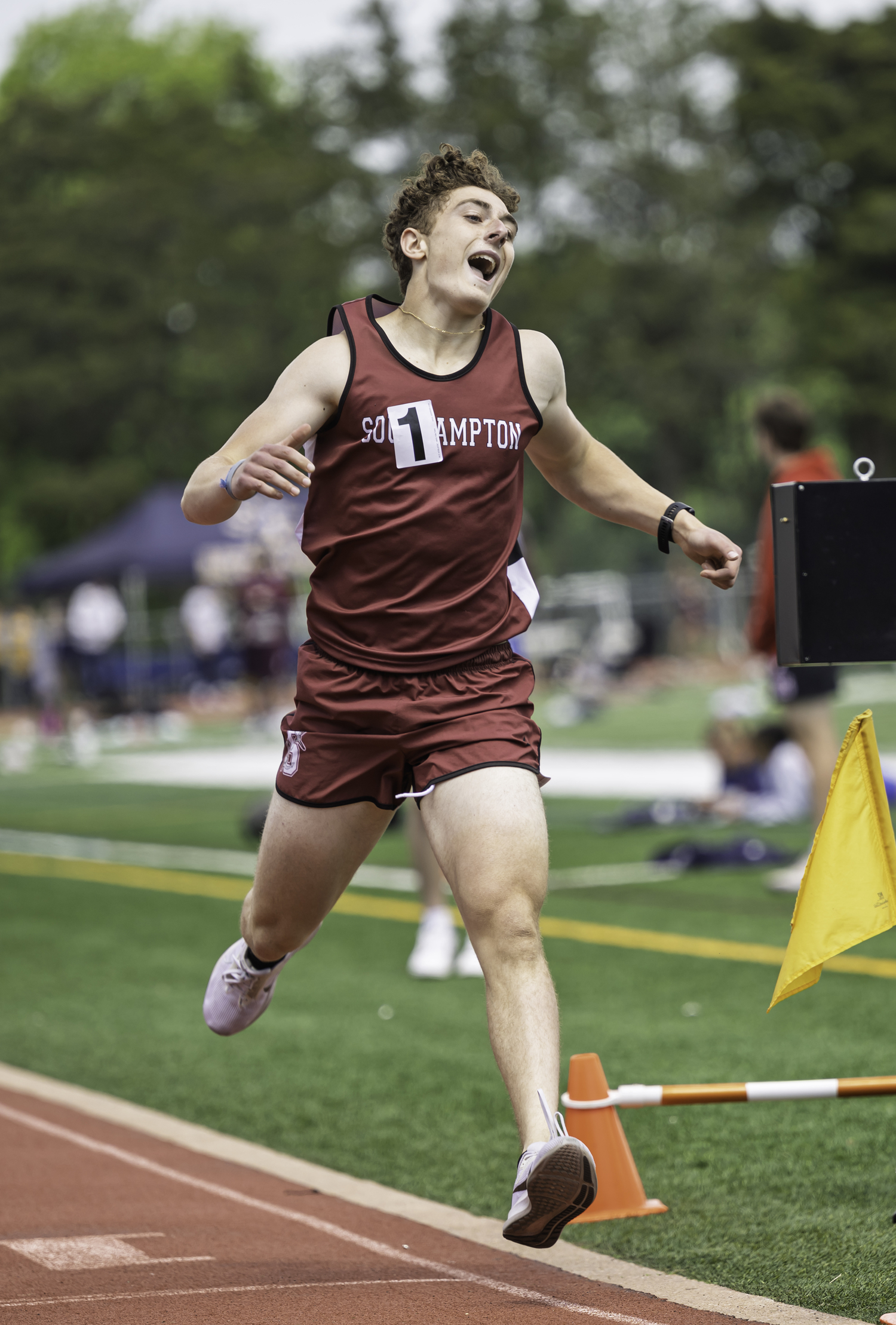 Southampton's Liam Lavinio won his heat in the freshman/sophomore 800-meter run and finished eighth overall.  MARIANNE BARNETT