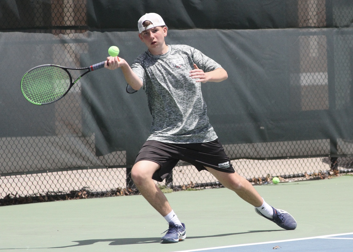 Sophomore David Meyers rallies. DESIRÉE KEEGAN