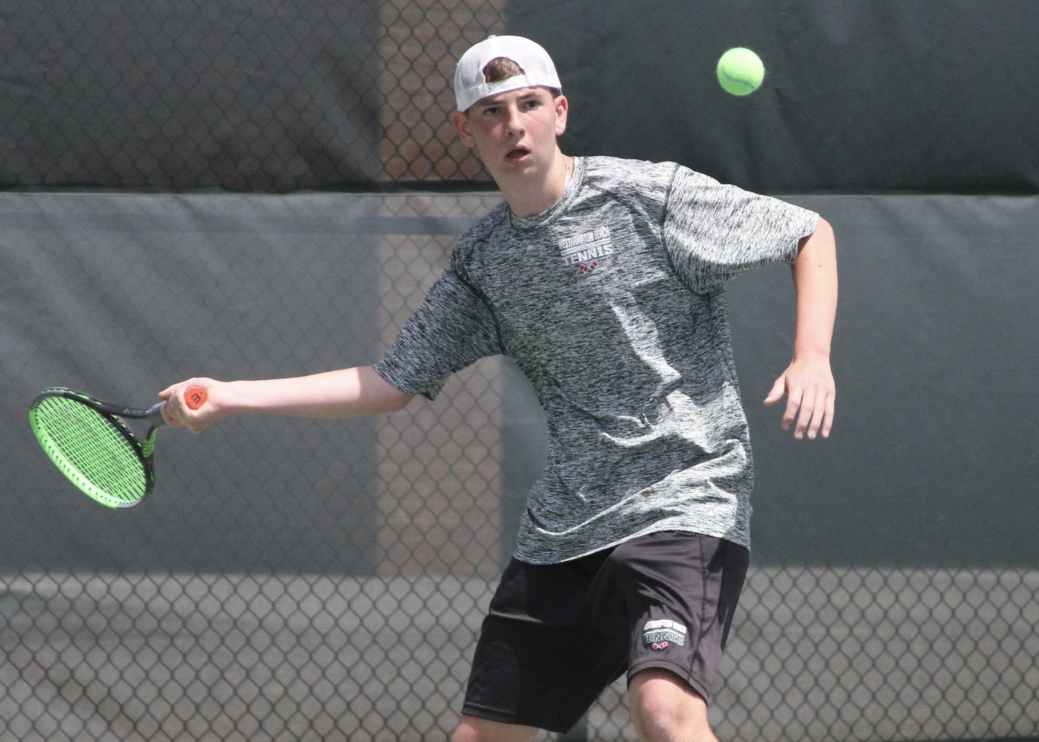Sophomore David Meyers waits for the ball. DESIRÉE KEEGAN