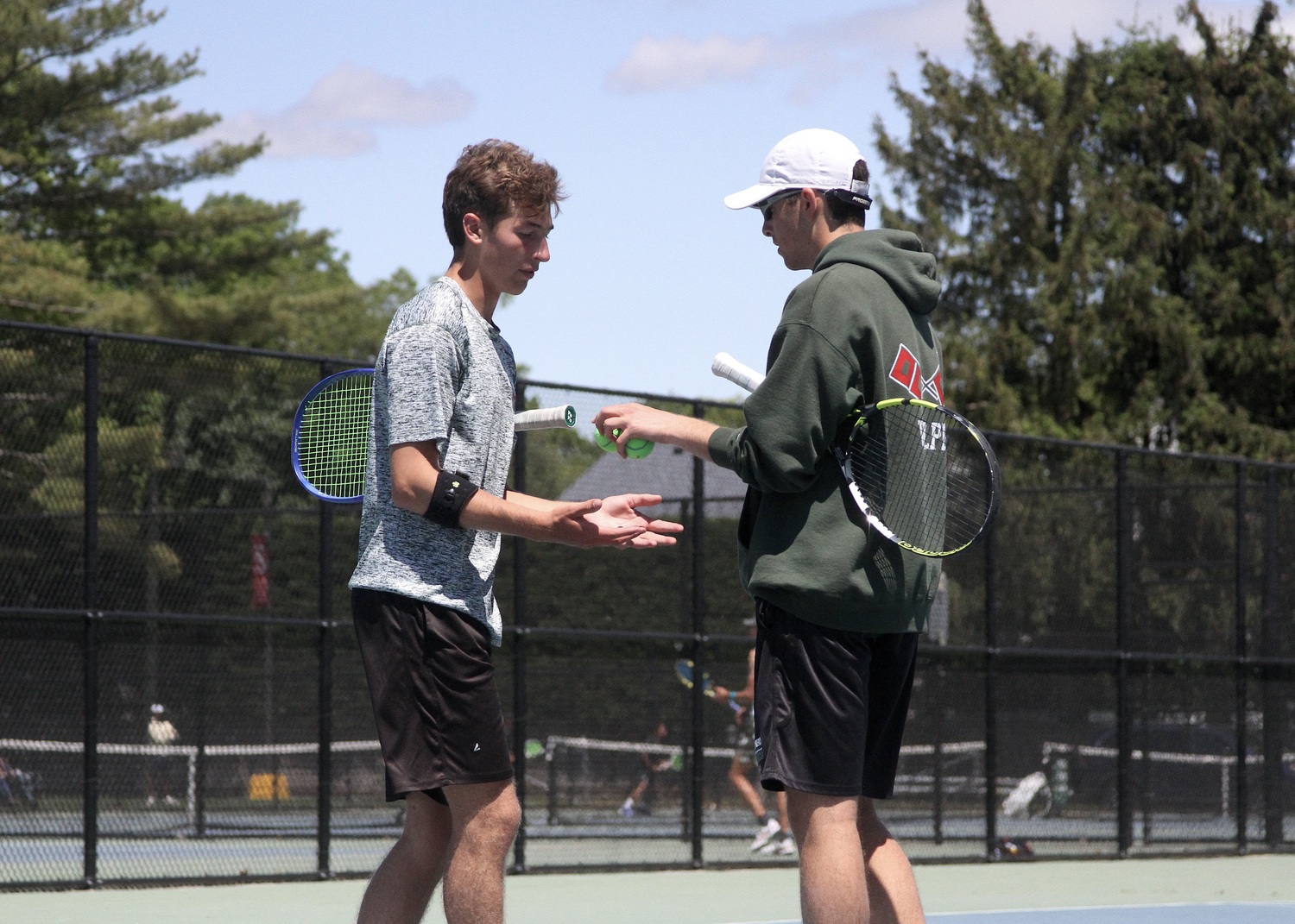 Junior Bryce Groth and senior Giancarlo Volpe. DESIRÉE KEEGAN