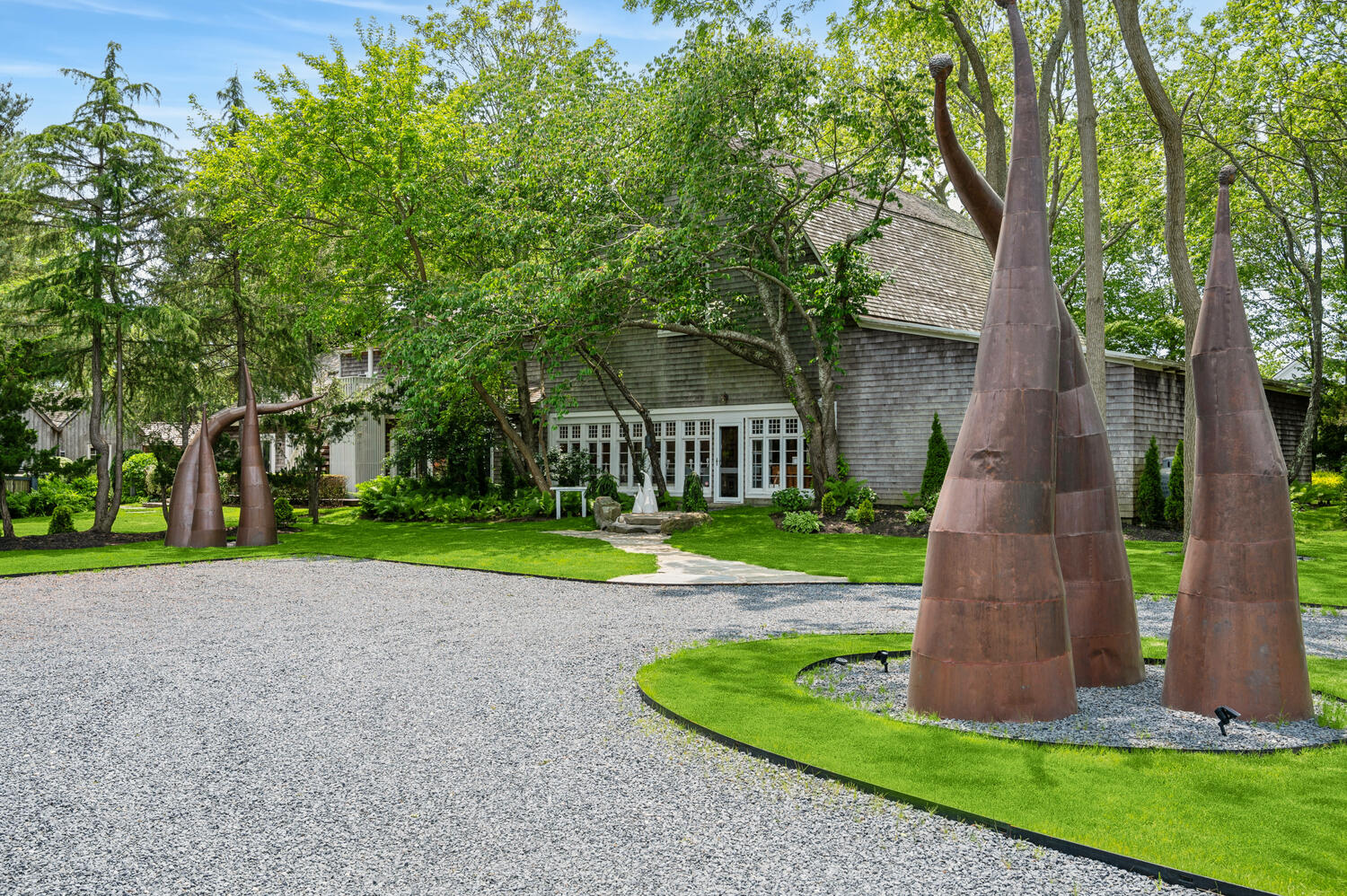 18 Flying Point Rd Southampton. MEDIA HAMPTONS FOR CORCORAN