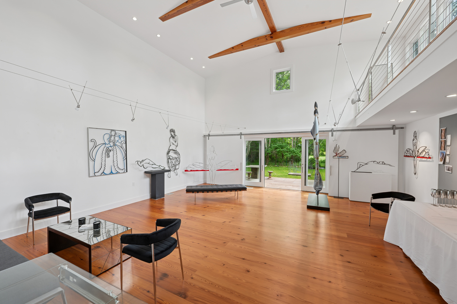 18 Flying Point Rd Southampton. MEDIA HAMPTONS FOR CORCORAN