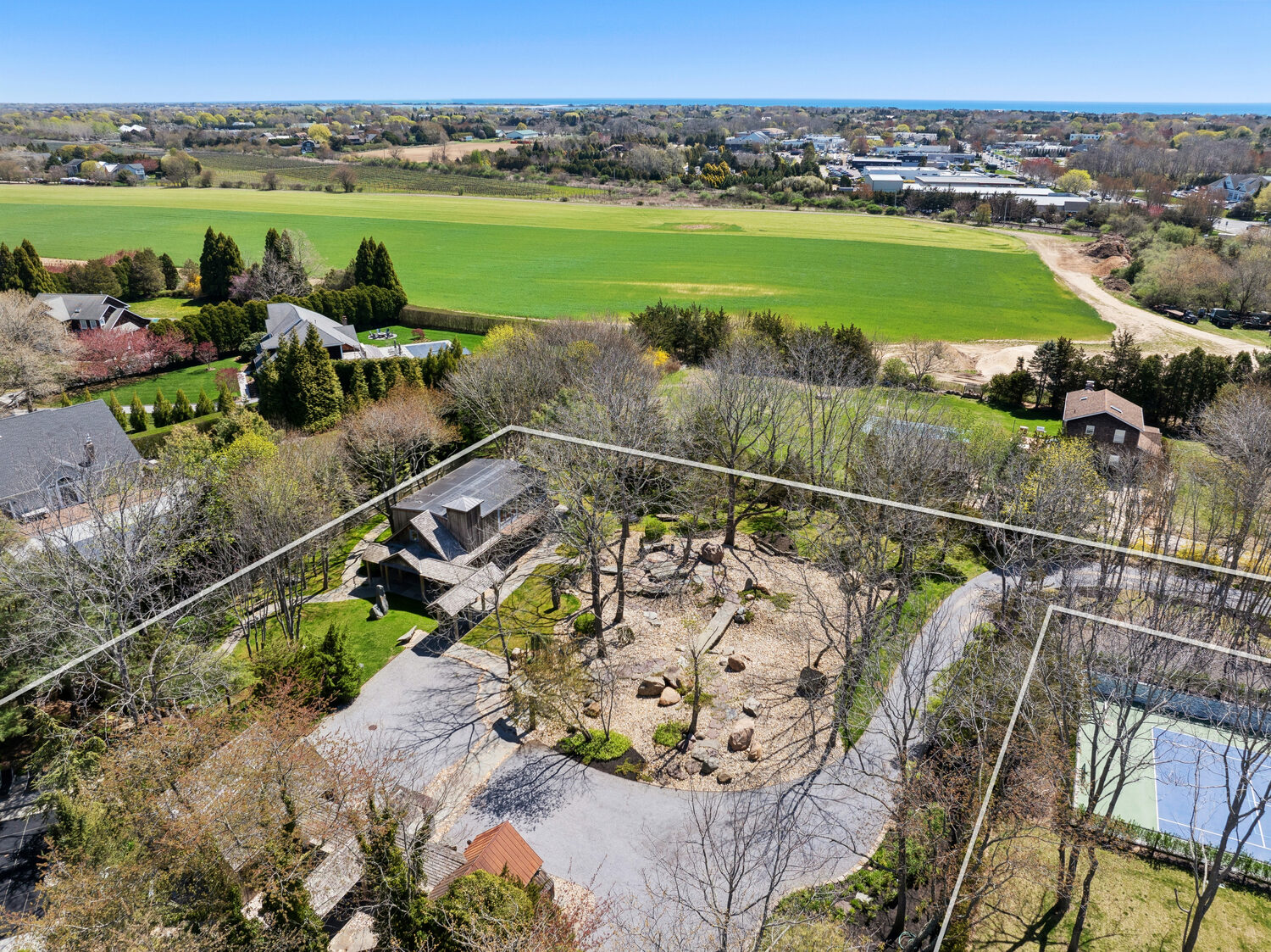 18 Flying Point Rd Southampton. MEDIA HAMPTONS FOR CORCORAN