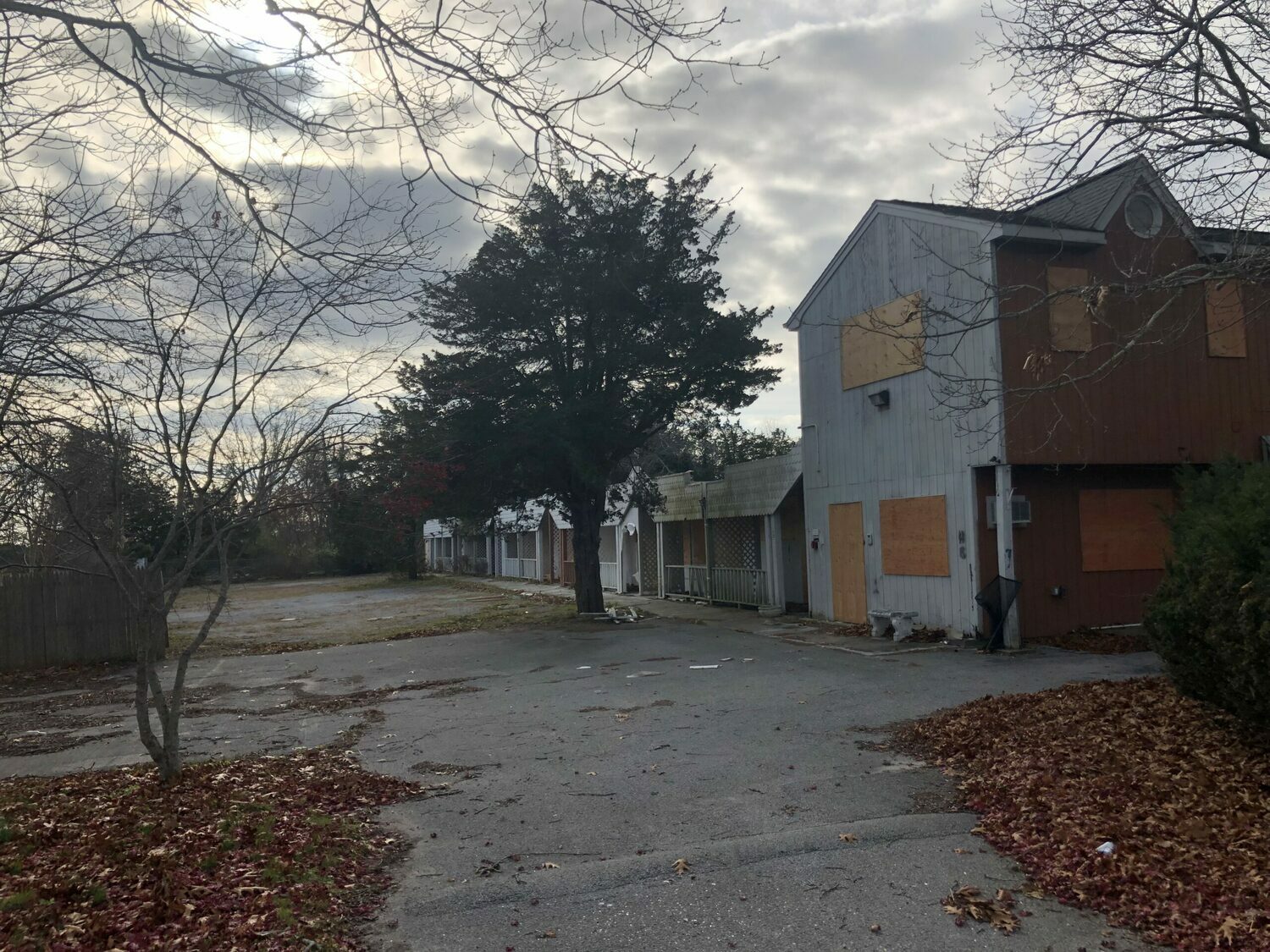 The Bel-Aire Cove Motel after it was vacated. CAILIN RILEY