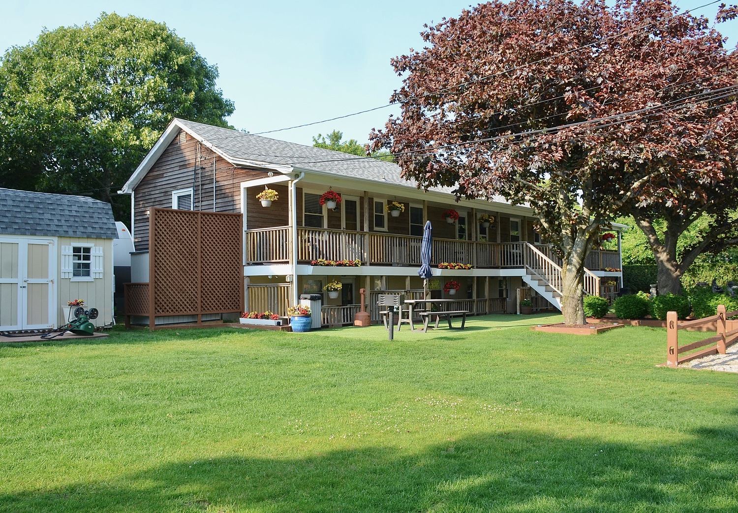 Uihlein's Marine is one of the legacy family businesses in Montauk. The marina and motel, pictured, have been in operation since the 1950s. KYRIL BROMLEY PHOTOS