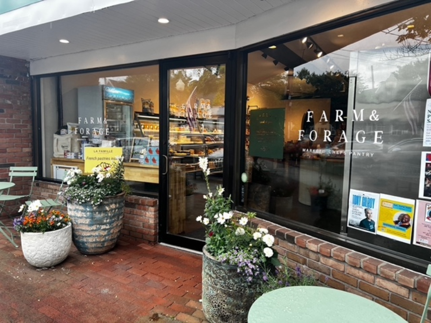 Farm and Forage in Southampton. ROBYN HENDERSON-DIEDERIKS