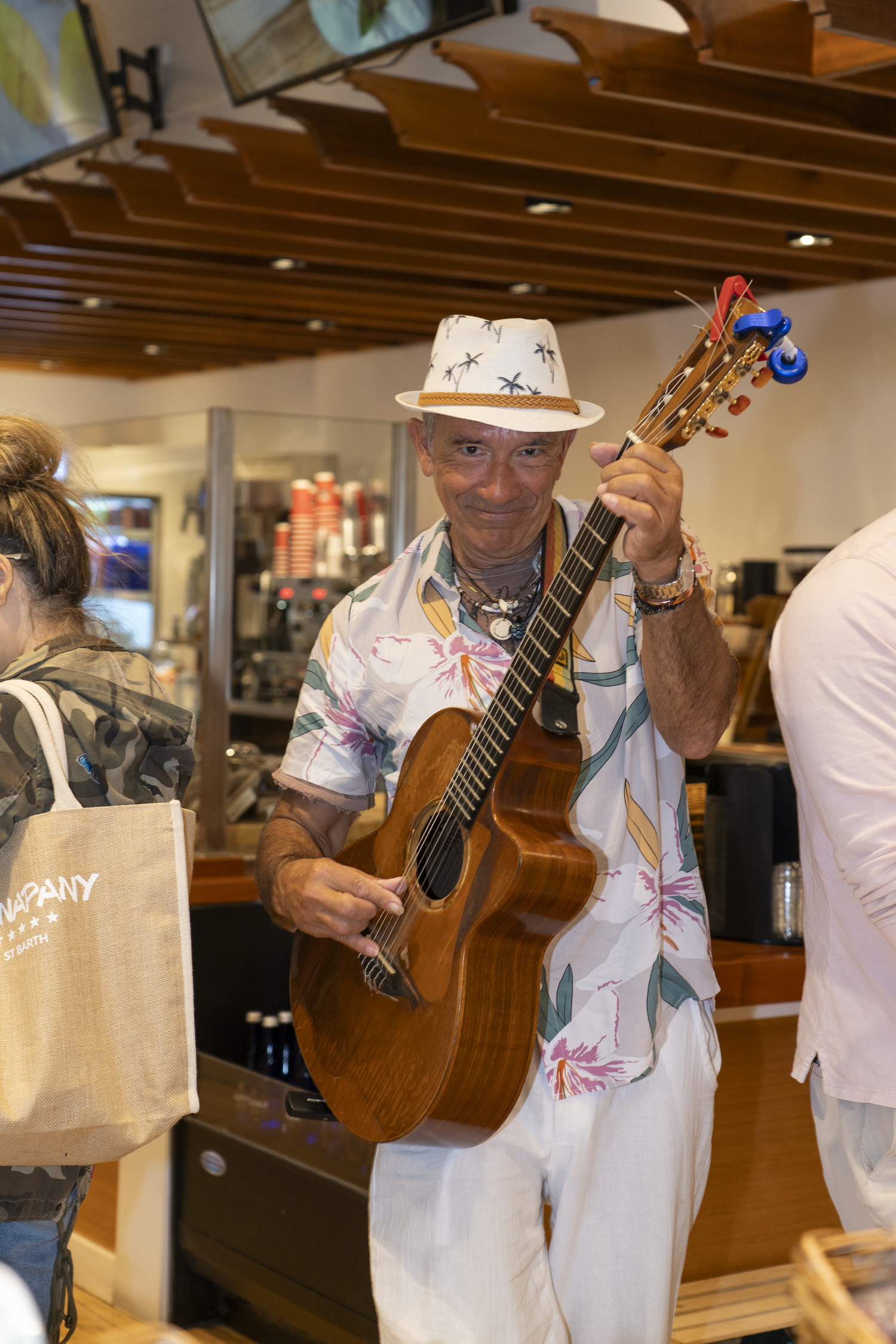 FreshDirect, an online grocer, opened its first-ever retail store last Saturday in Southampton. A reception featured light bites, drinks and live entertainment. COURTESY FRESHDIRECT