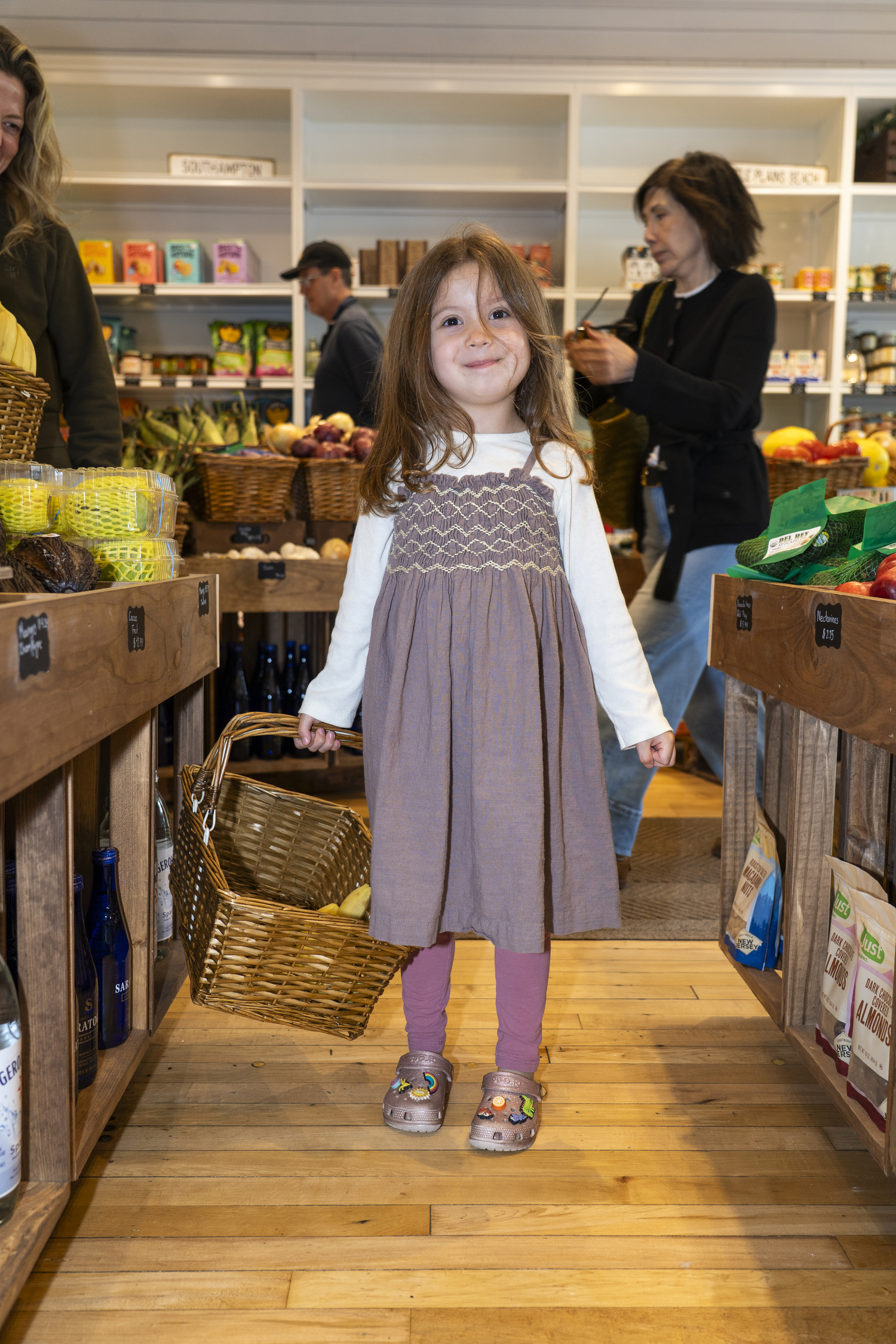 FreshDirect, an online grocer, opened its first-ever retail store last Saturday in Southampton. A reception featured light bites, drinks and live entertainment. COURTESY FRESHDIRECT