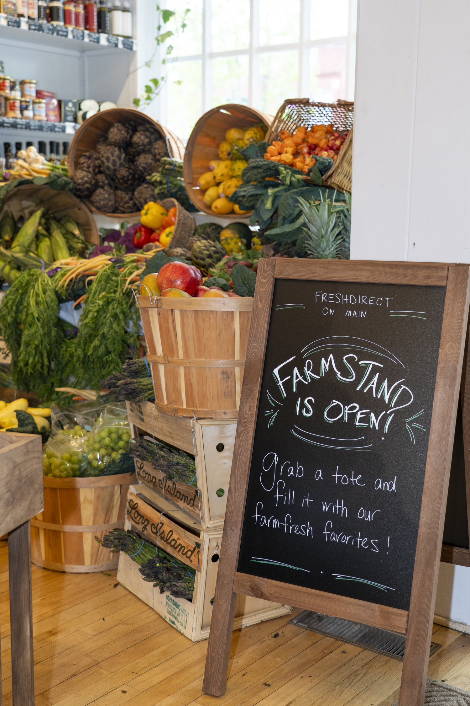 FreshDirect, an online grocer, opened its first-ever retail store last Saturday in Southampton. A reception featured light bites, drinks and live entertainment. COURTESY FRESHDIRECT