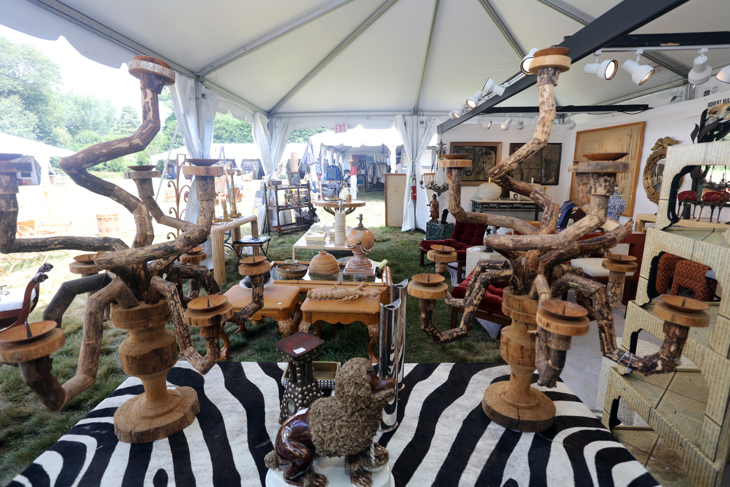 Items available at the 18th Annual Antiques and Design Show Benefit in 2024. ROSSA COLE