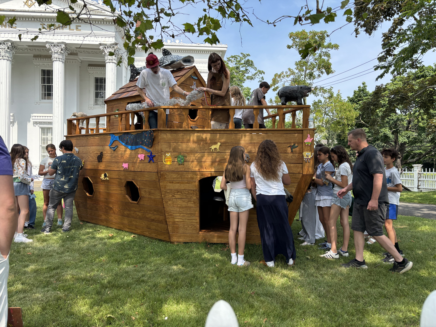 On Friday at the Sag Harbor Whaling Museum, Sag Harbor Public School students installed more than 100 works of art they created on a large wooden ark commissioned by The Church. The Ark will be on view at The Church from June 22 to September 1.   SHERI PASQUARELLA