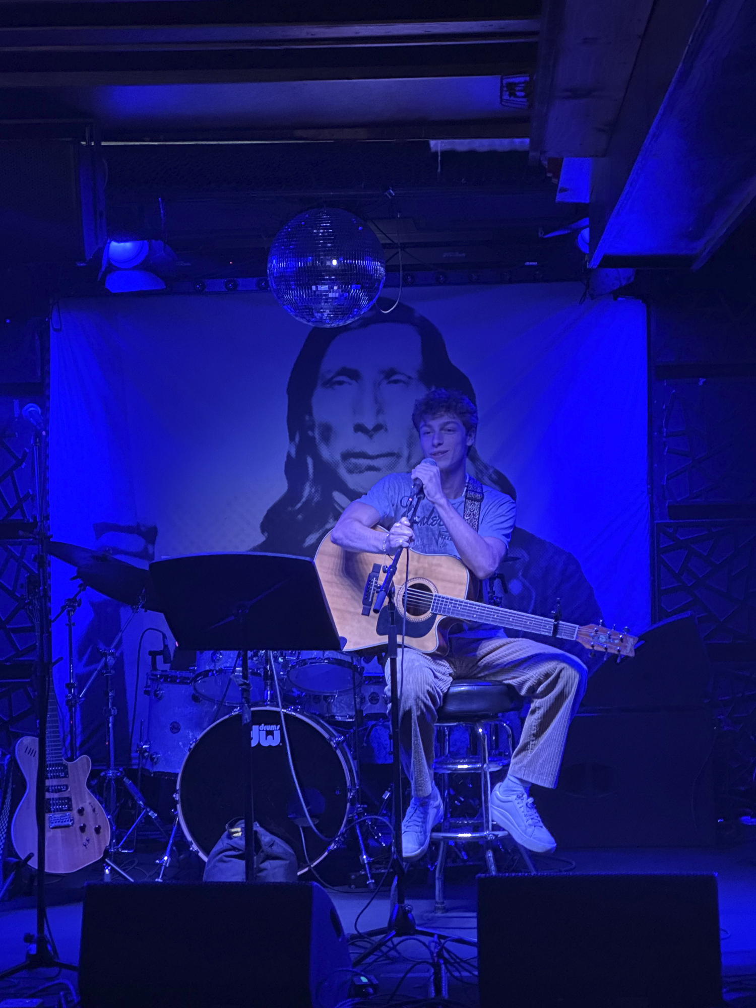 East Hampton local Nora Conlon performed a show of original music to a packed house at The Stephen Talkhouse in Amagansett on Tuesday, June 24. Conlon, who is studying at the Clive Davis Institute of Recorded Music at NYU’s Tisch School of the Arts, invited fellow singer-songwriter Julian Link Morse, pictured, to perform as her opening act. KATHRYN MENU