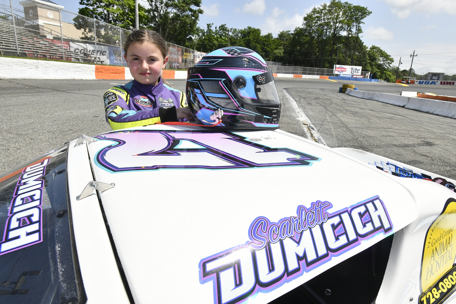 Scarlett Dumicich   DANA SHAW