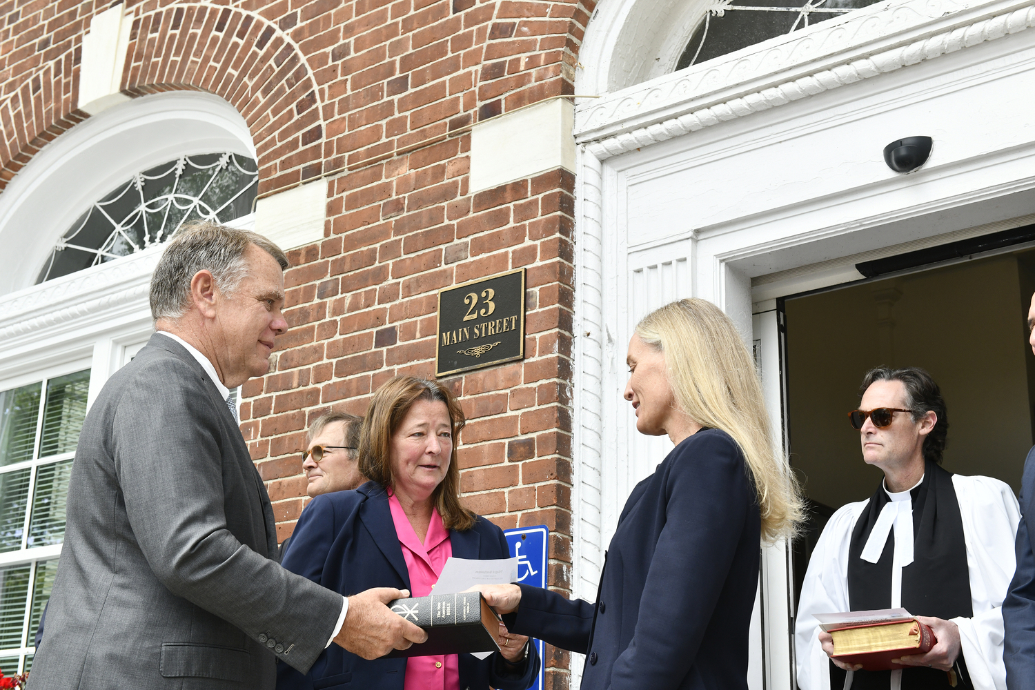 Southampton Village Attorney Eileen Powers administered the oath of office to Associate Village Justice Carole Read.   DANA SHAW