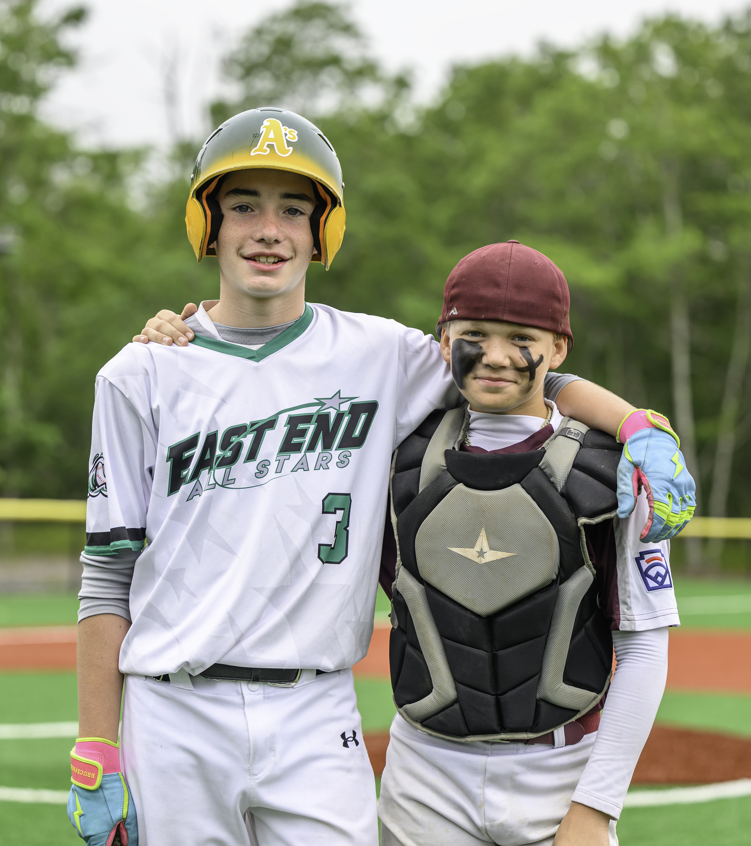 Friends Gabe Dawson, left, and Nash Lysogorski.  MARIANNE BARNETT