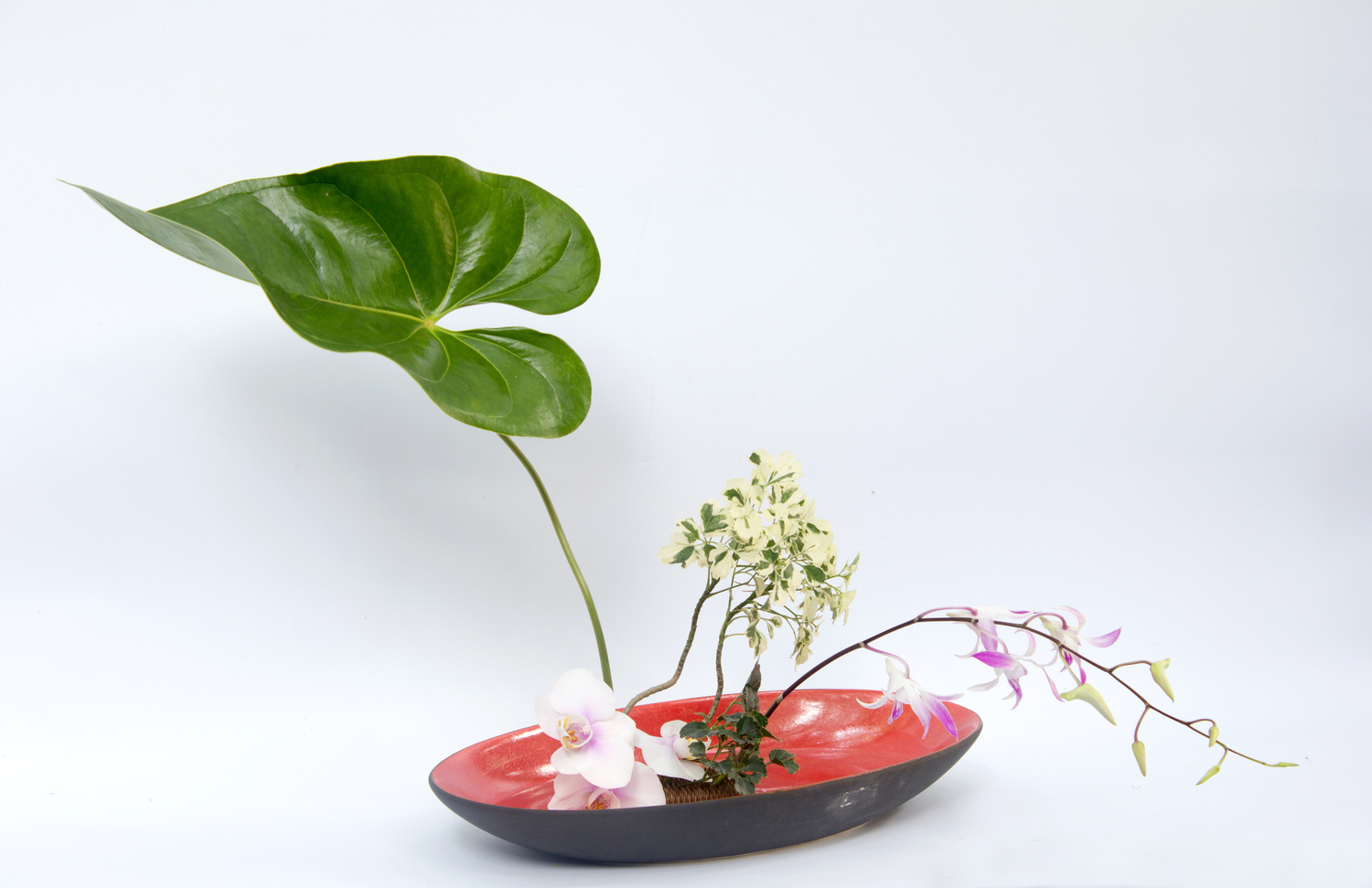 Ikebana is the Japanese art of flower arranging. COURTESY WACH