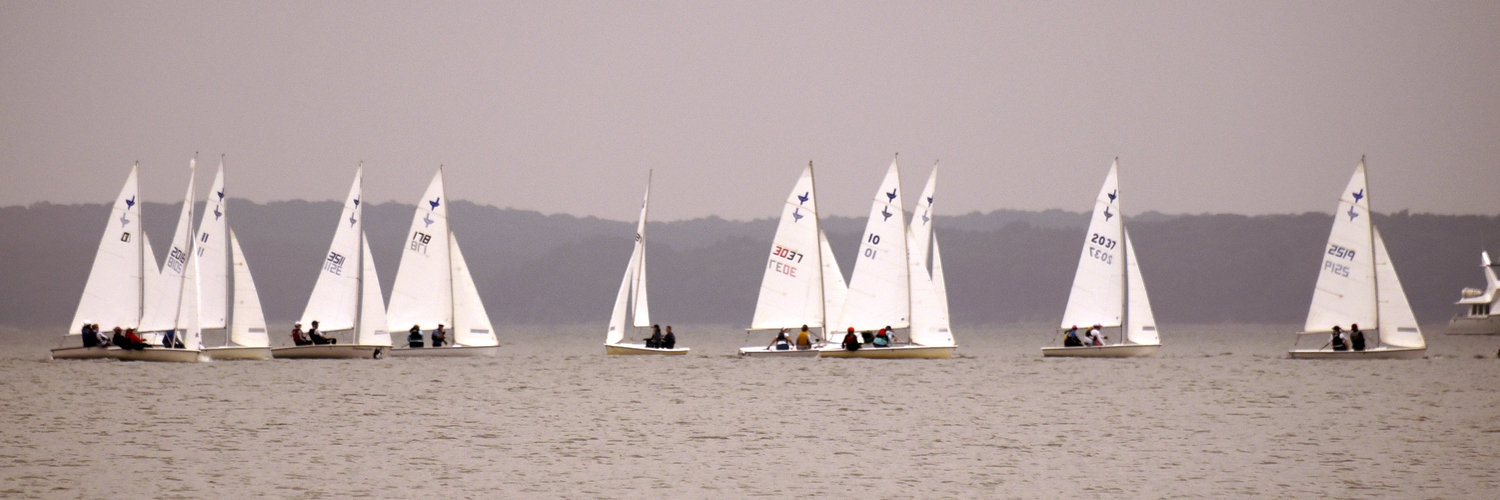 Camera right: first place Venetia Satow leading second place Charlotte LeClue.  MICHAEL MELLA