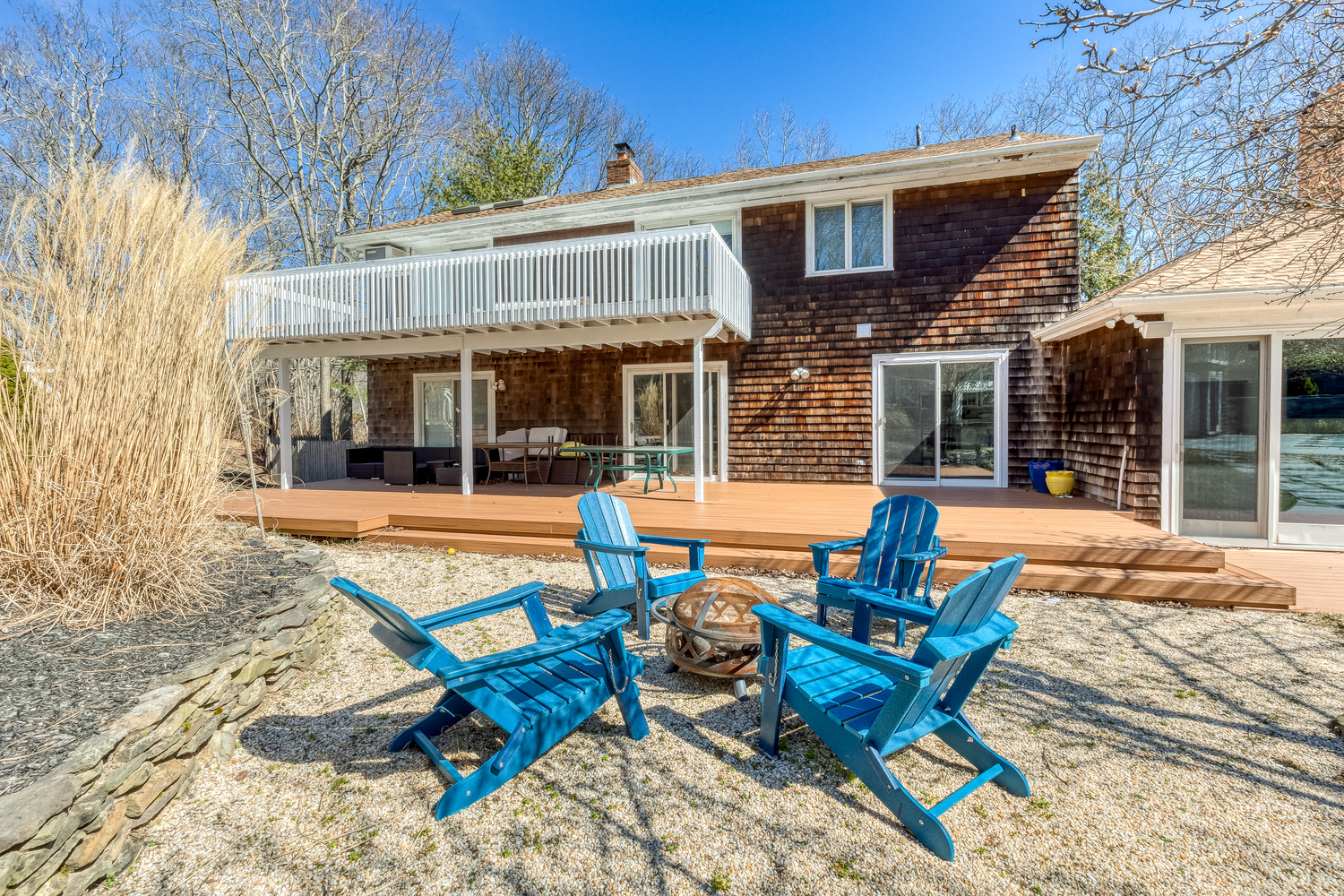 Chapter renovated a Bridgehampton residence with a quick turnaround to ready it for the summer rental season.  COURTESY CHAPTER