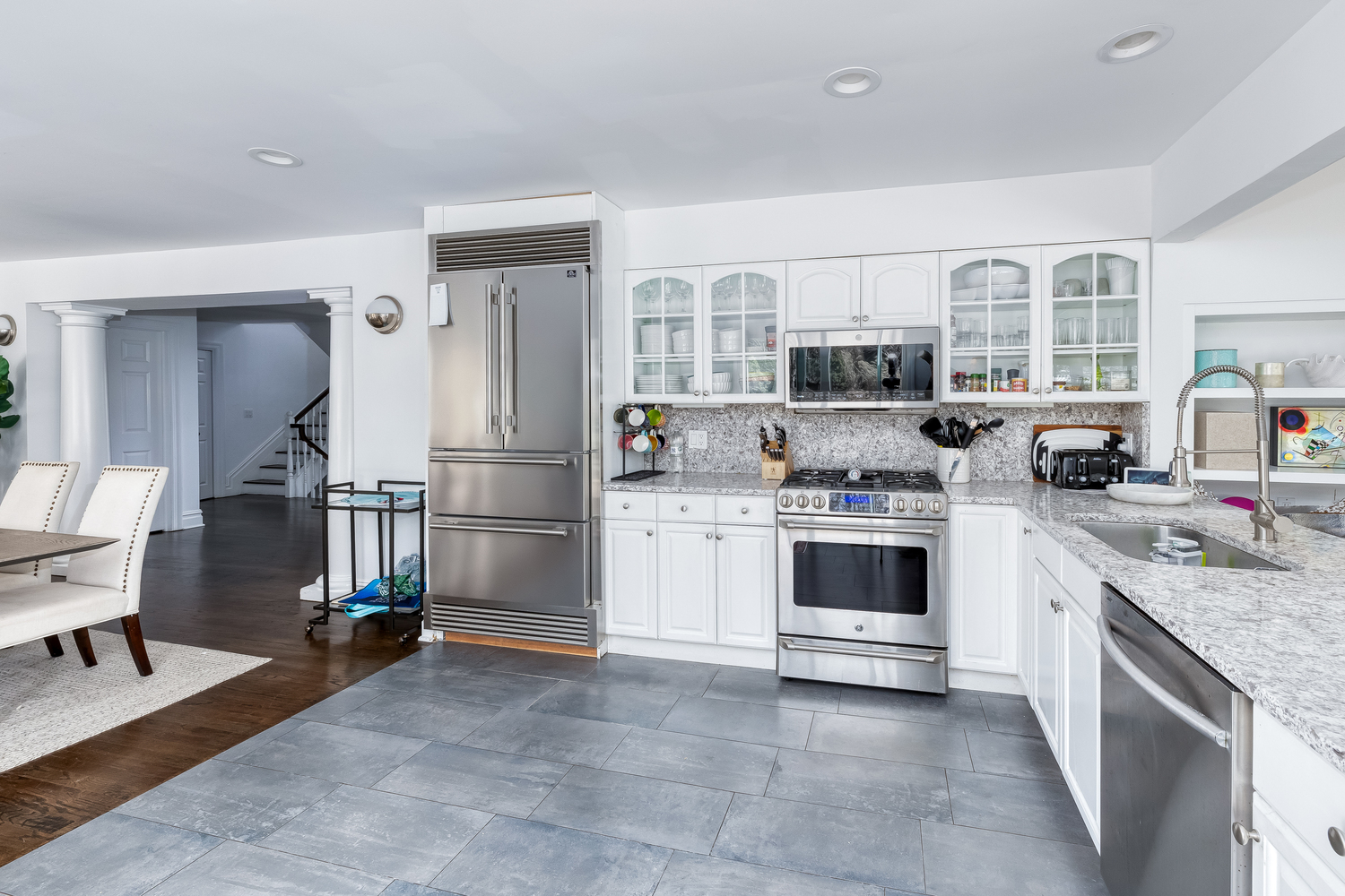 Chapter renovated a Bridgehampton residence with a quick turnaround to ready it for the summer rental season.  COURTESY CHAPTER