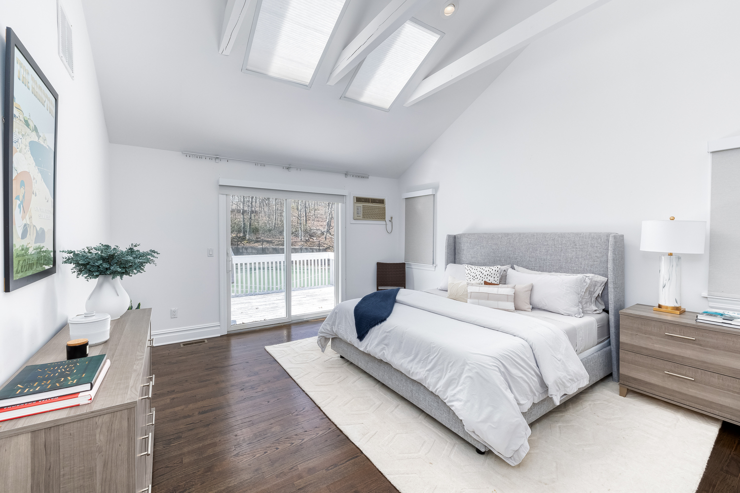 Chapter renovated a Bridgehampton residence with a quick turnaround to ready it for the summer rental season.  COURTESY CHAPTER