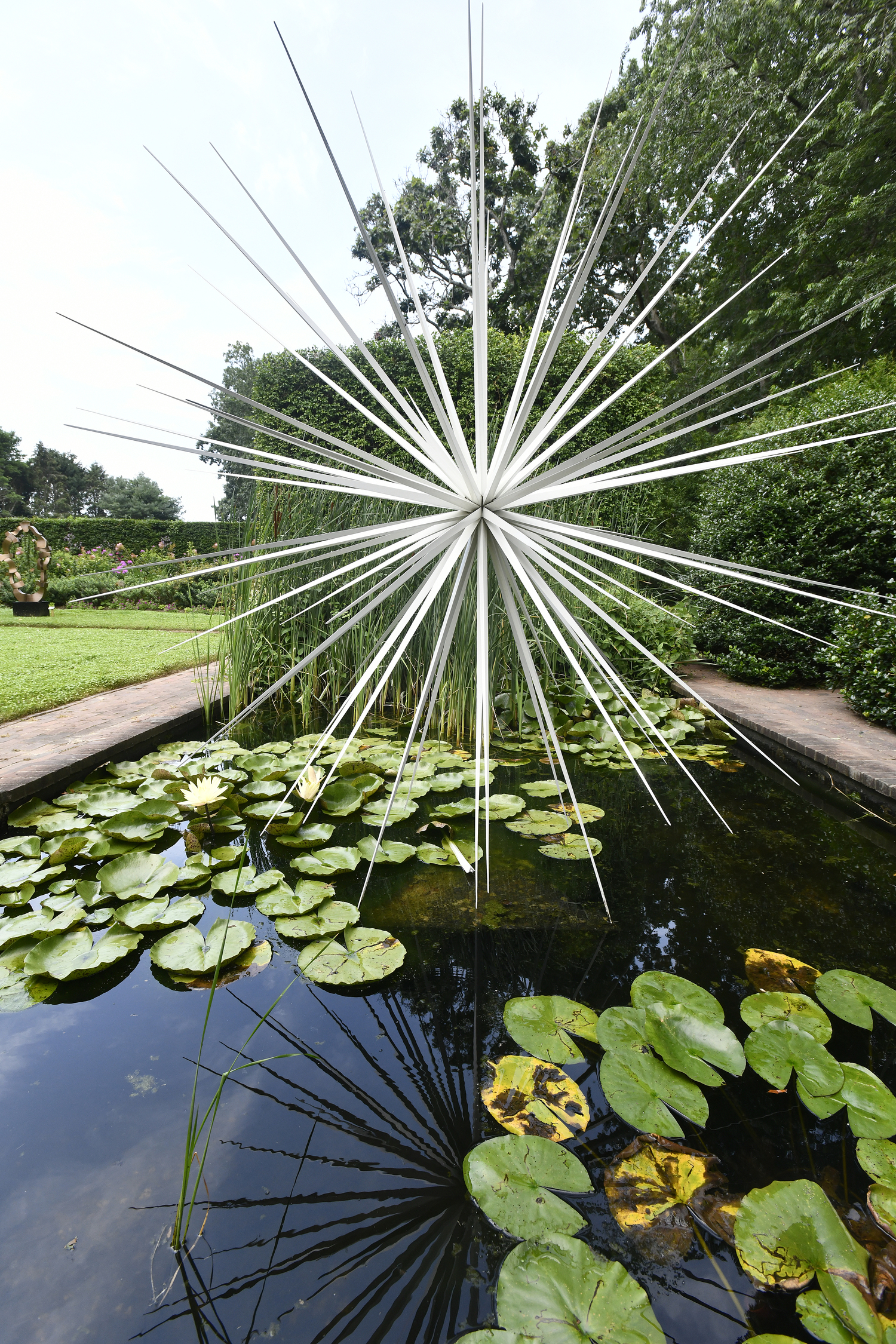Sculpture at Bridge Gardens.  DANA SHAW