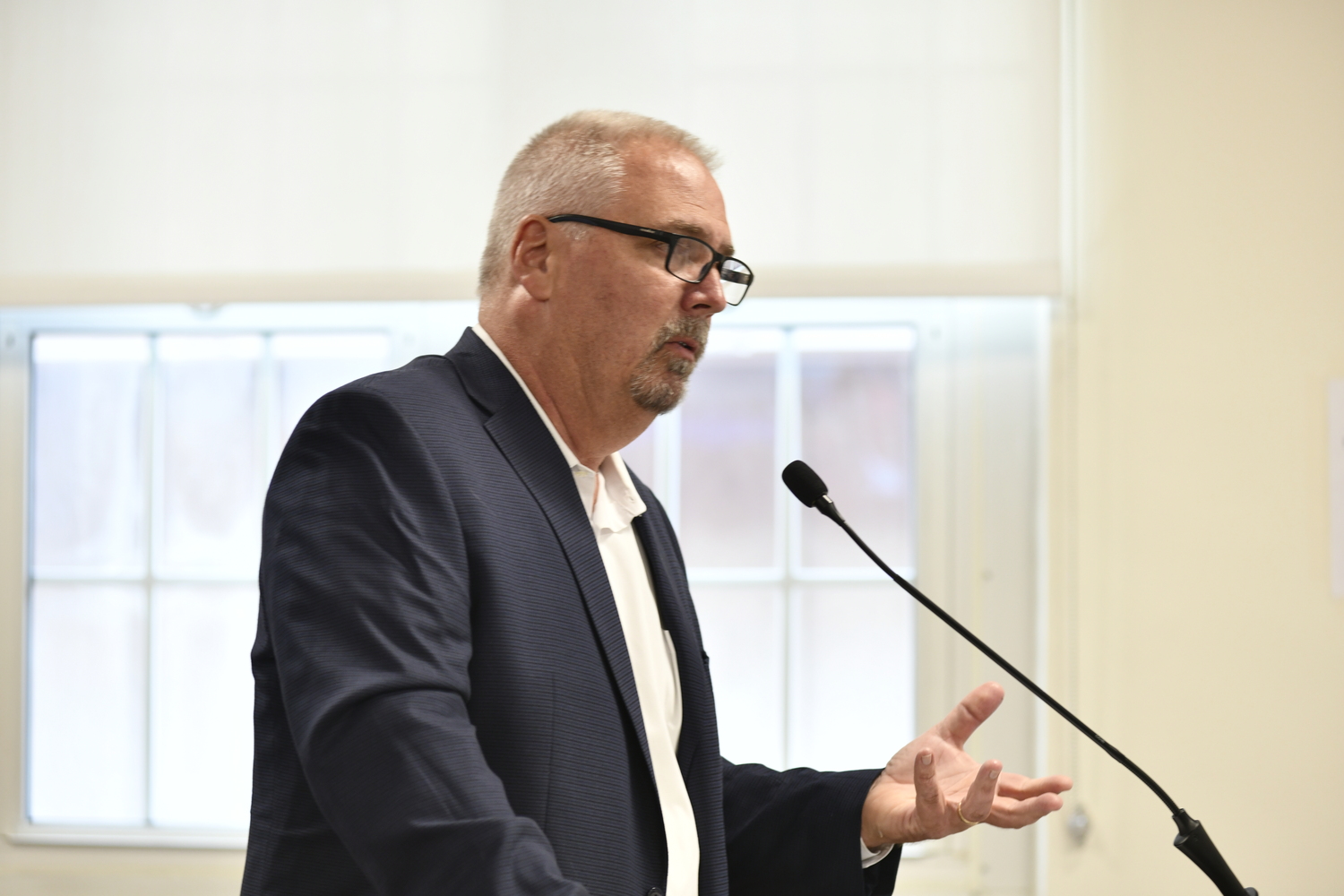 Director of Transportation Patrick Lenihan give the board an update. DANA SHAW