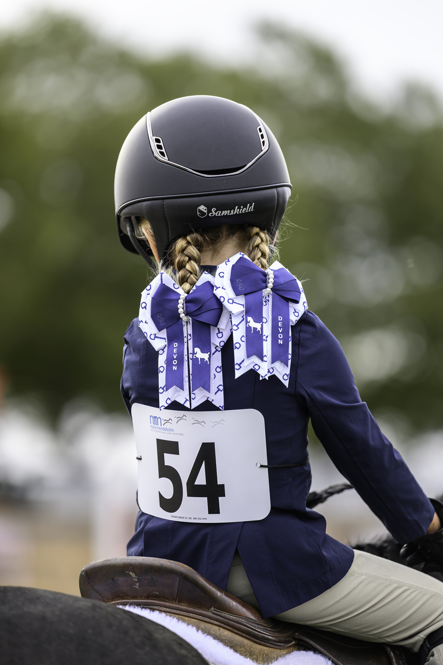 Leadline bows.  MARIANNE BARNETT