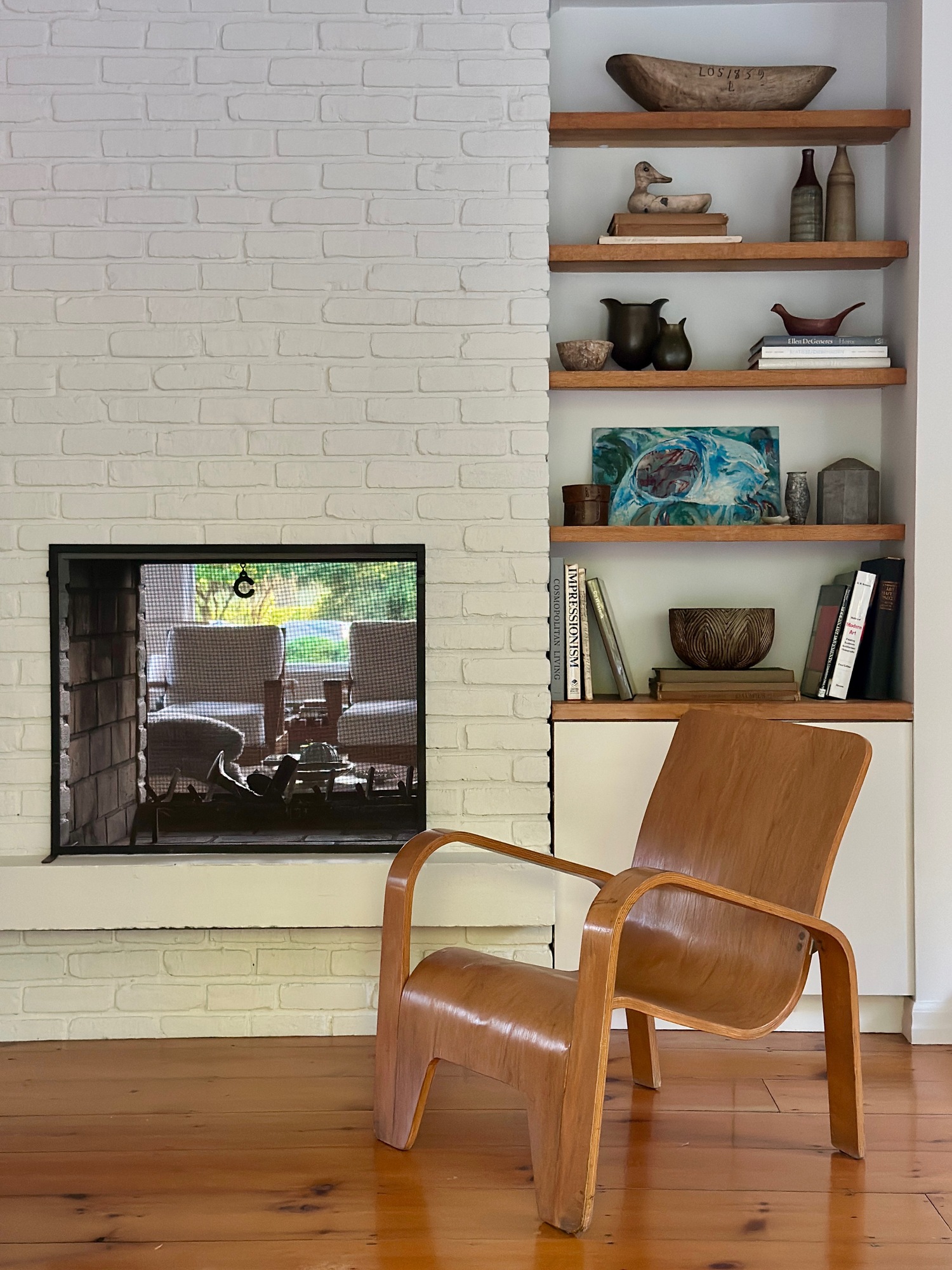 At Galerie Provenance clients visit by appointment only and browse her handpicked merchandise not on sterile showroom shelves, but in her home. It’s a new way to see how vases, rugs, paintings, tables and more might look styled and in use.   COURTESY GALERIE PROVENANCE