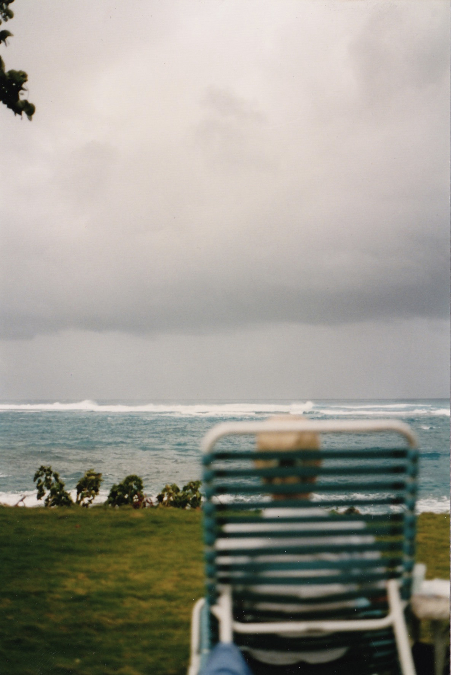 Mary Heilmann, Oahu, Hawaii, 1995. ROY FOWLER, COURTESY MARY HEILMANN