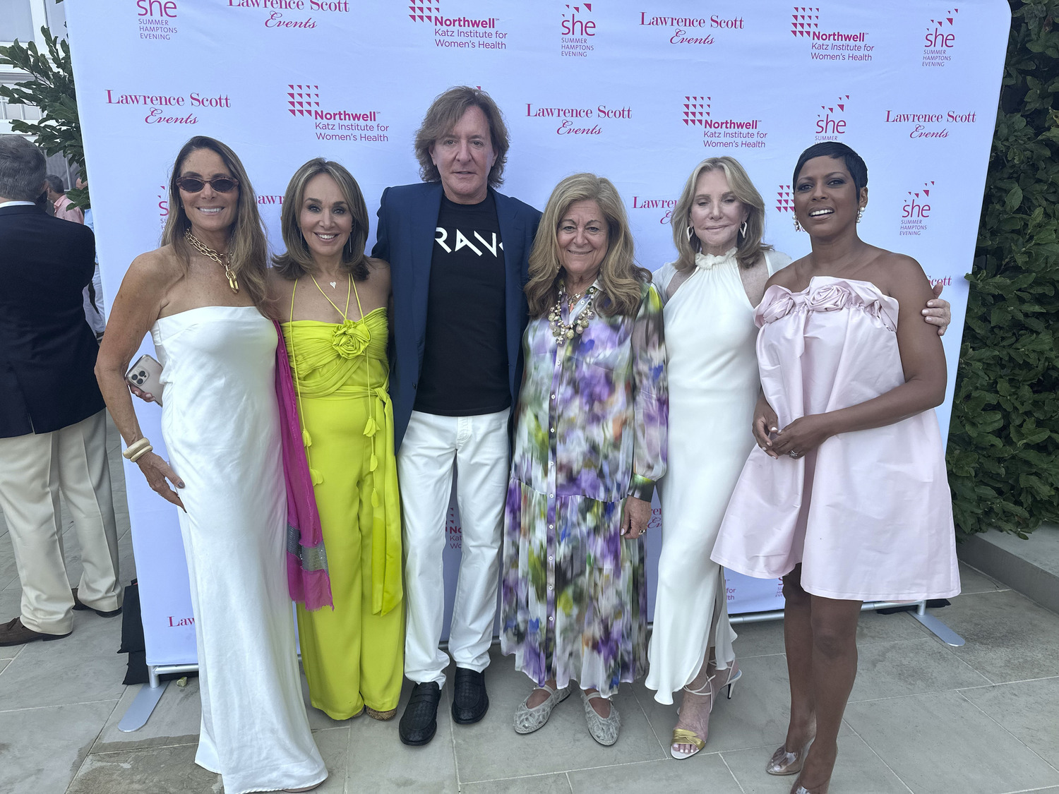 Lynn Scotti, Rosanna Scotto, Larry Scott, Fern Mallis, Vickie Moran-Furman and Tamron Hall at the 