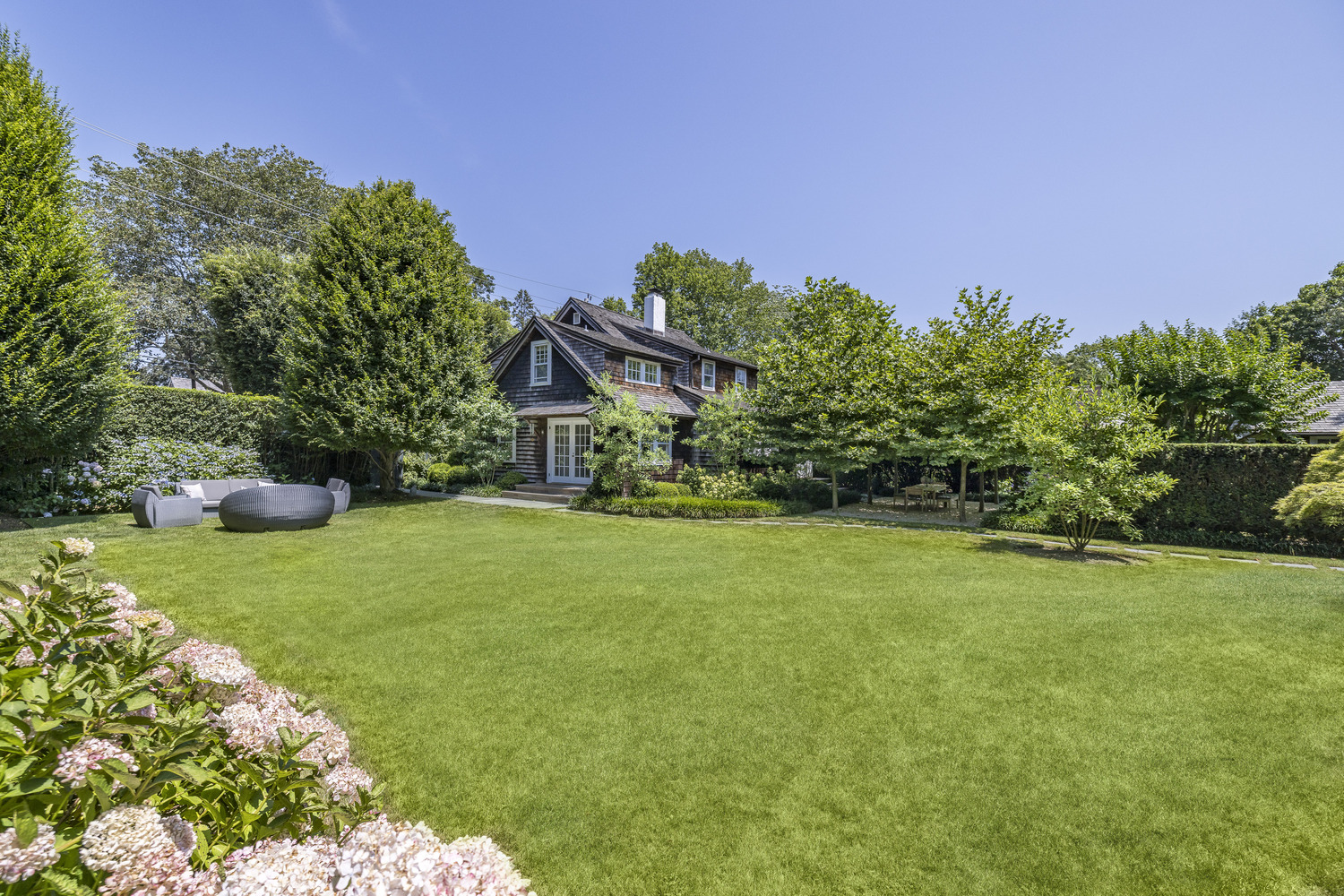 Jessica Vertullo and Christopher Stewart's East Hampton home. LENA YAREMENKO