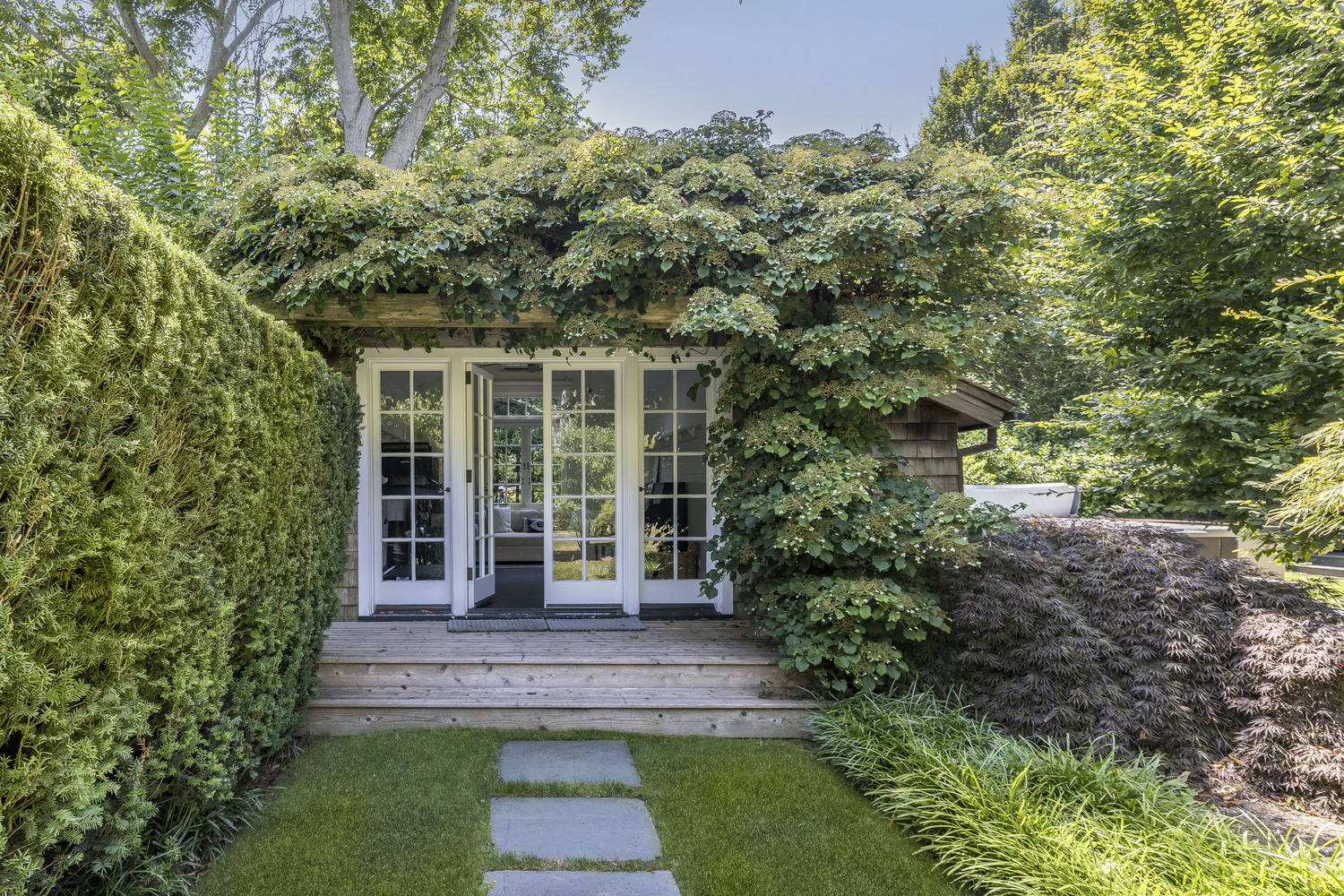 Jessica Vertullo and Christopher Stewart's East Hampton home. LENA YAREMENKO