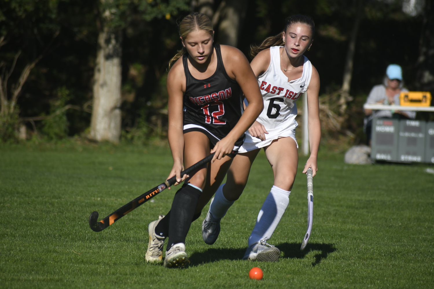 Pierson junior Lola Eldridge brings the ball upfield.  DREW BUDD