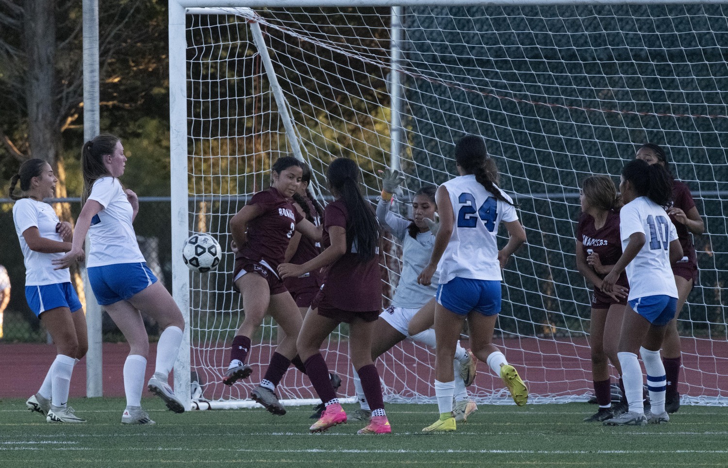 East Hampton and Riverhead played a 1-0 game, in favor of the Bonackers, on Friday. DOUG KUNTZ