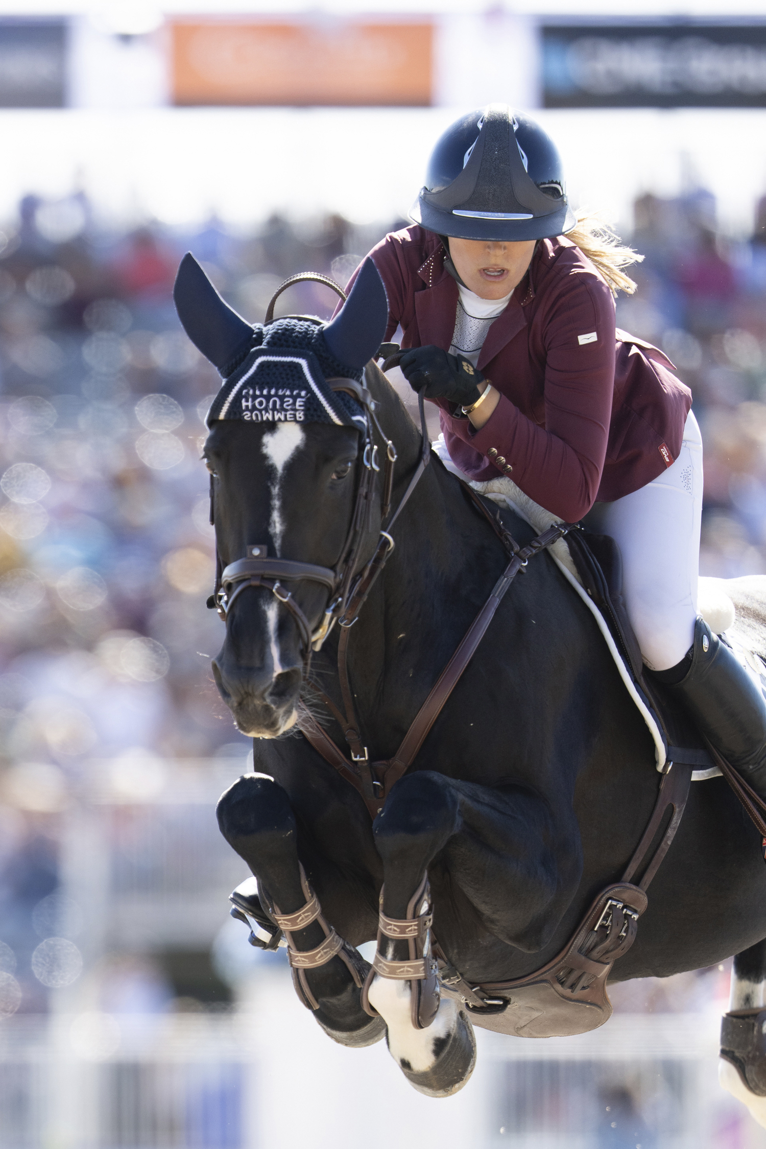 Jessica Mendoza and In The Air claimed their first 5* victory in the $400,000 Longines Hampton Classic Grand Prix on Sunday.  LORI HAWKINS