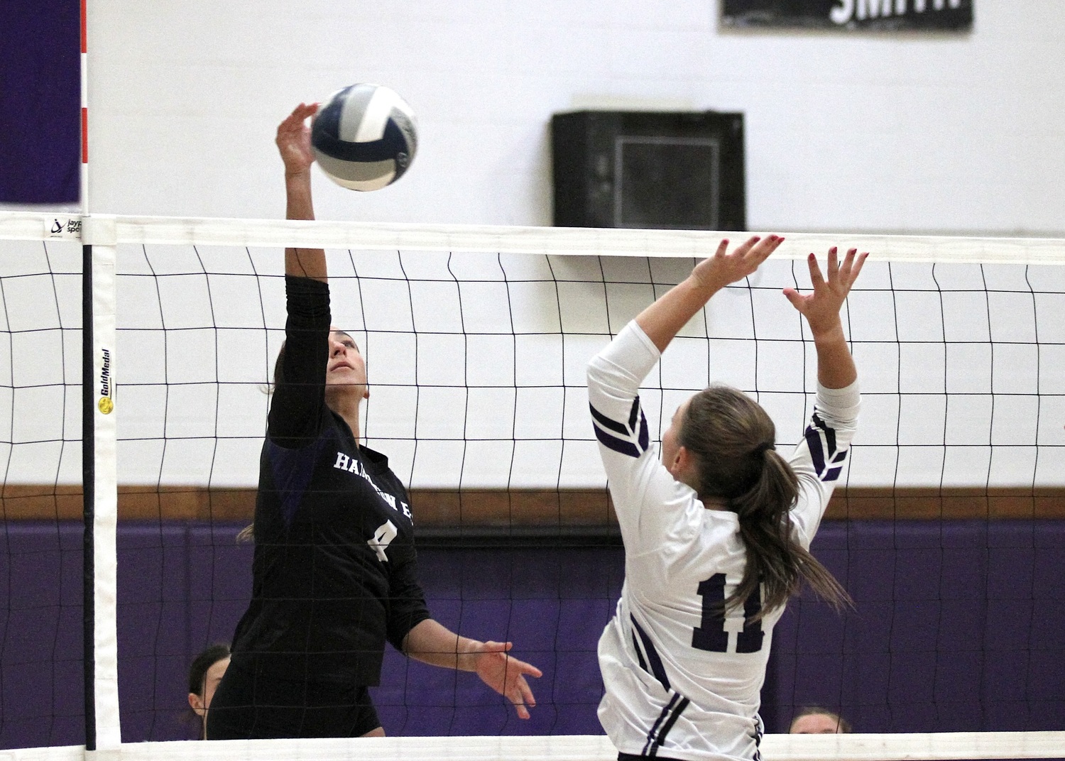 Junior middle blocker Kirra Schoerlin slams down a kill. DESIRÉE KEEGAN