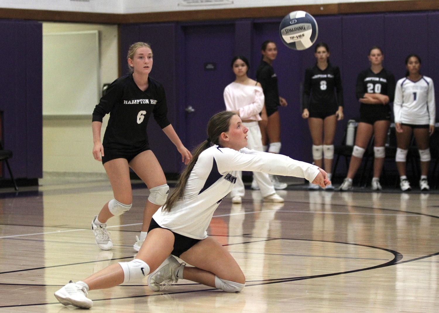 Senior libero Lilly Maffia digs out a return. DESIRÉE KEEGAN