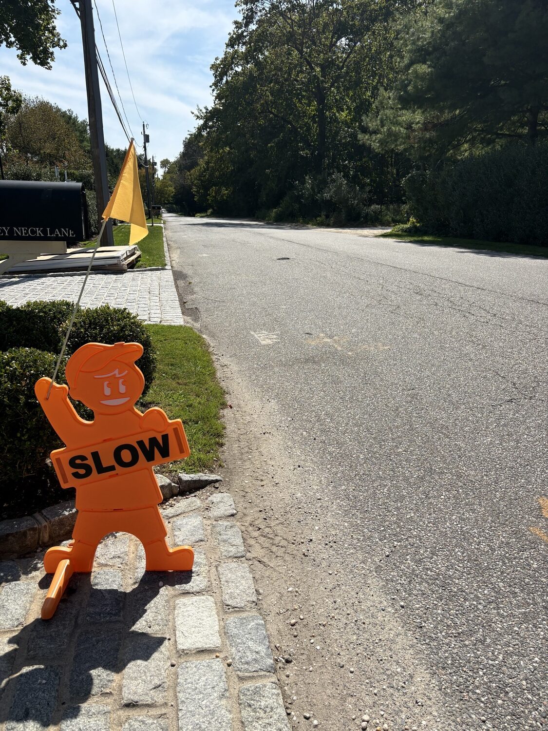 The traffic woes in Southampton Village have continued, and so have the efforts and divided opinions on how to mitigate cut through traffic in residential areas. At temporary stoplight at Halsey Neck Lane was rendered a failure, and is no longer in use. CAILIN RILEY PHOTOS