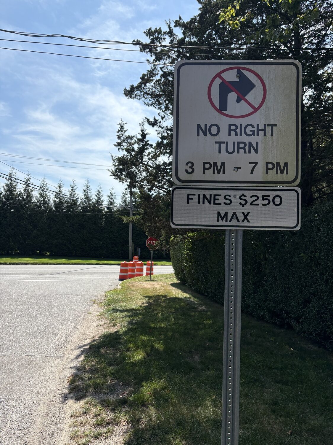 The traffic woes in Southampton Village have continued, and so have the efforts and divided opinions on how to mitigate cut through traffic in residential areas. At temporary stoplight at Halsey Neck Lane was rendered a failure, and is no longer in use. CAILIN RILEY PHOTOS