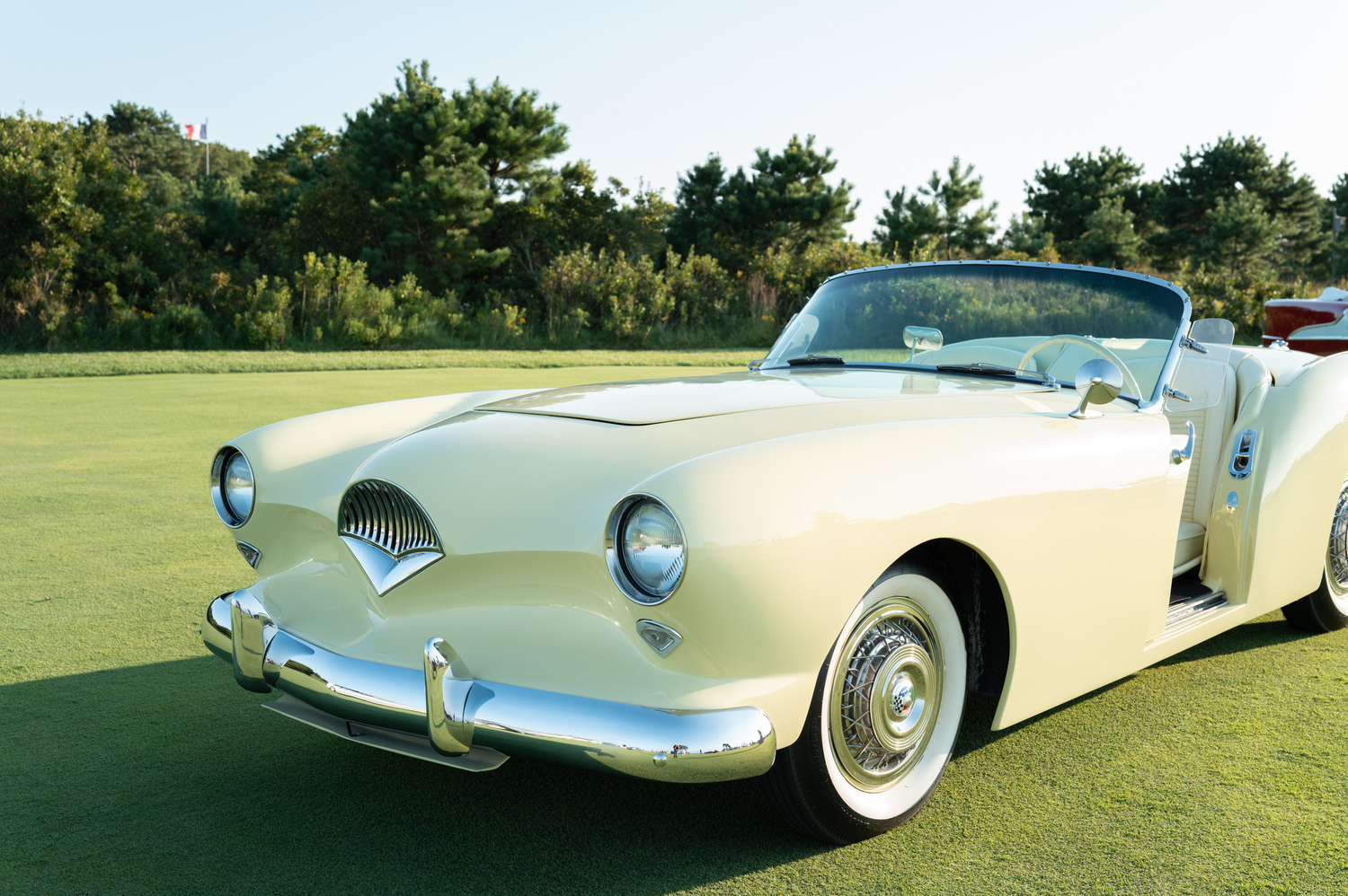 A rare 1954 Kaiser Darrin with sliding pocket doors. LORI HAWKINS PHOTOS