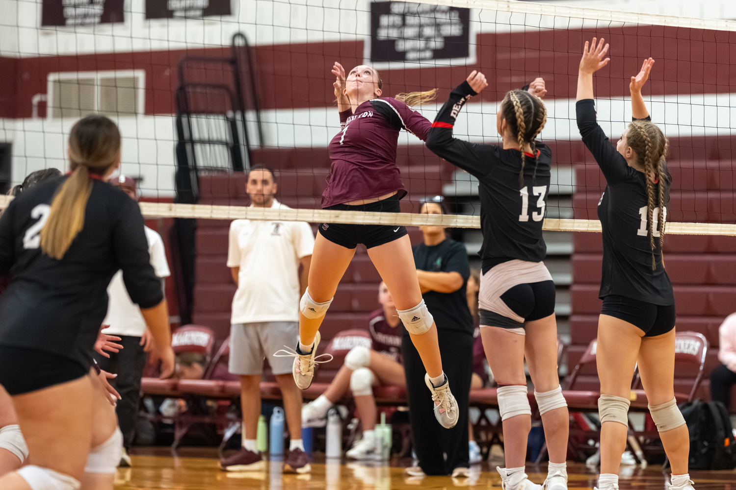 Southampton senior Bailey Brown gets ready to spike a ball.  RON ESPOSITO