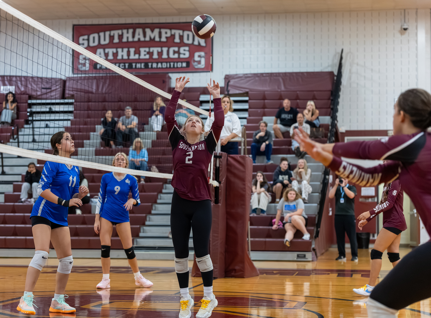 Southampton's Haven Daley sets up a teammate.  RON ESPOSITO/SOUTHAMPTON SCHOOL DISTRICT
