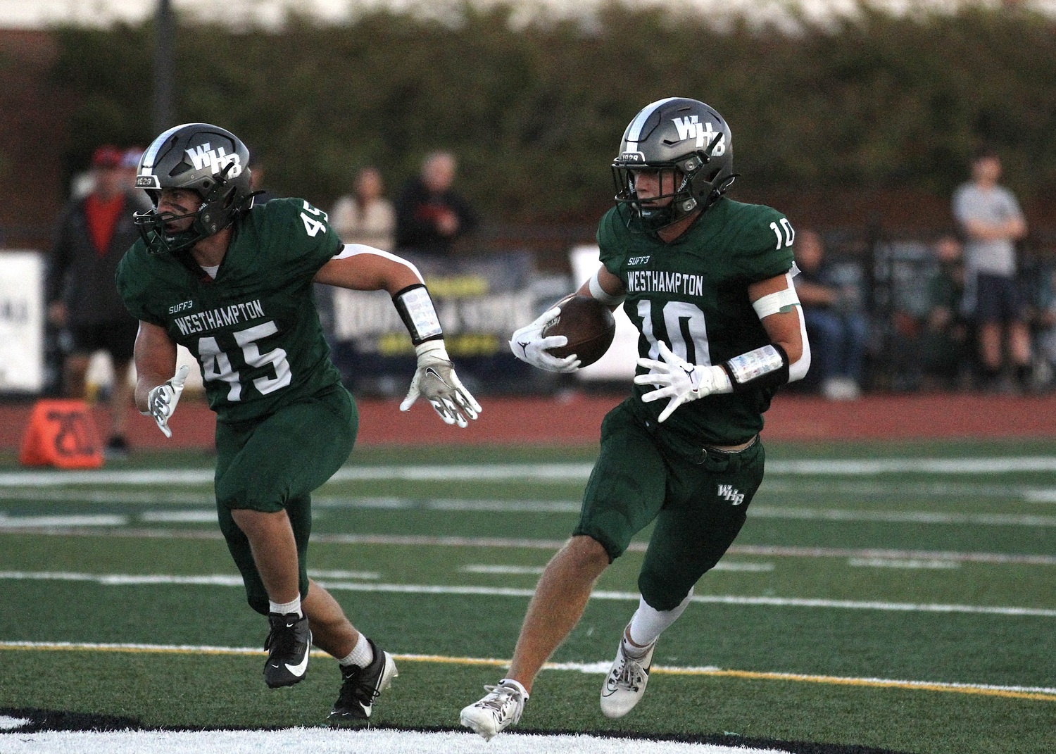 Senior wide receiver Pat Fay looks to make a move. DESIRÉE KEEGAN