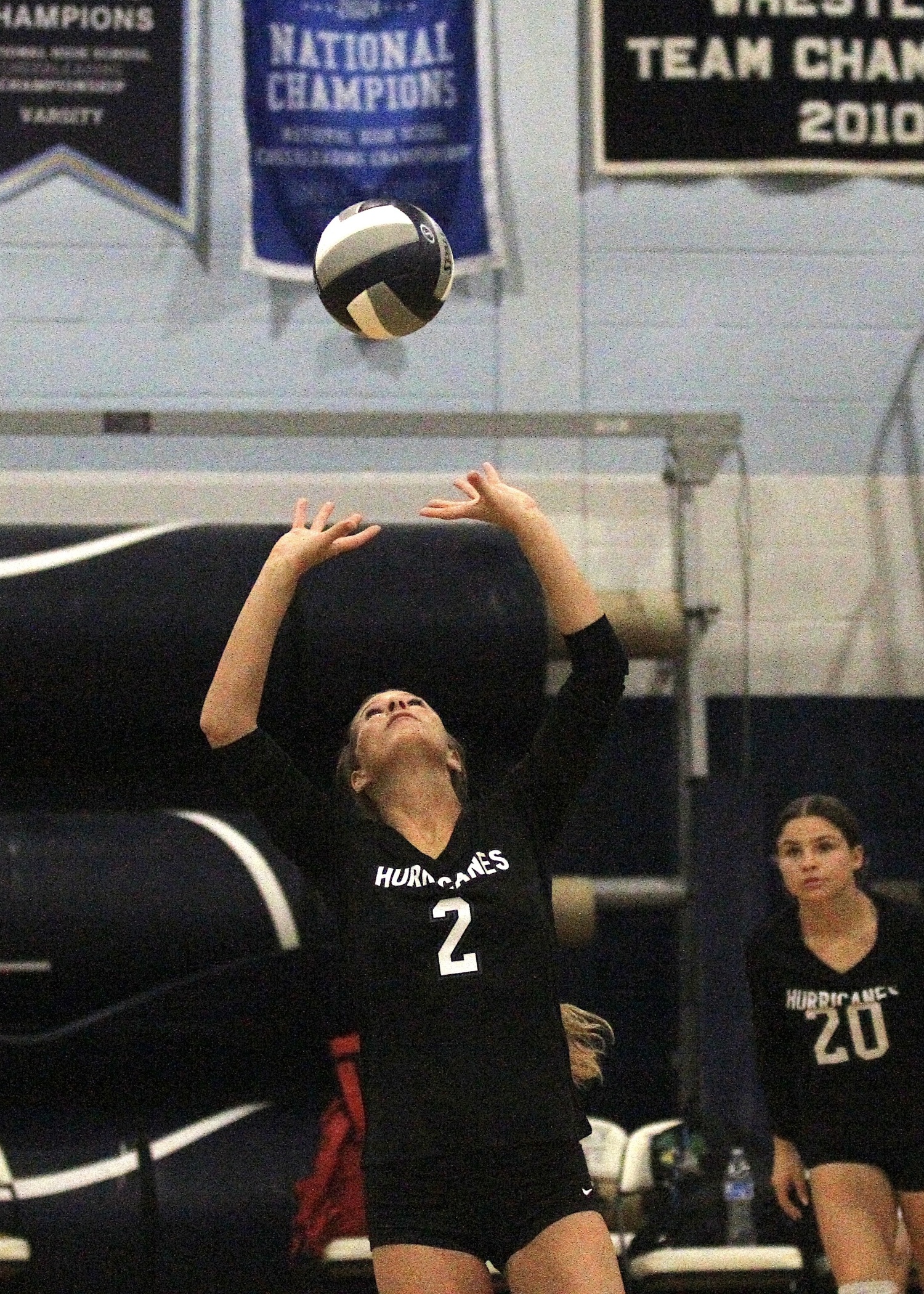 Junior setter Evie Burke passes the ball. DESIRÉE KEEGAN