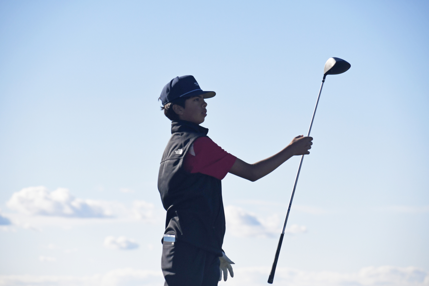 Pierson's Theo Venkatesh tees off on the final hole at Sebonack on Friday.  DREW BUDD