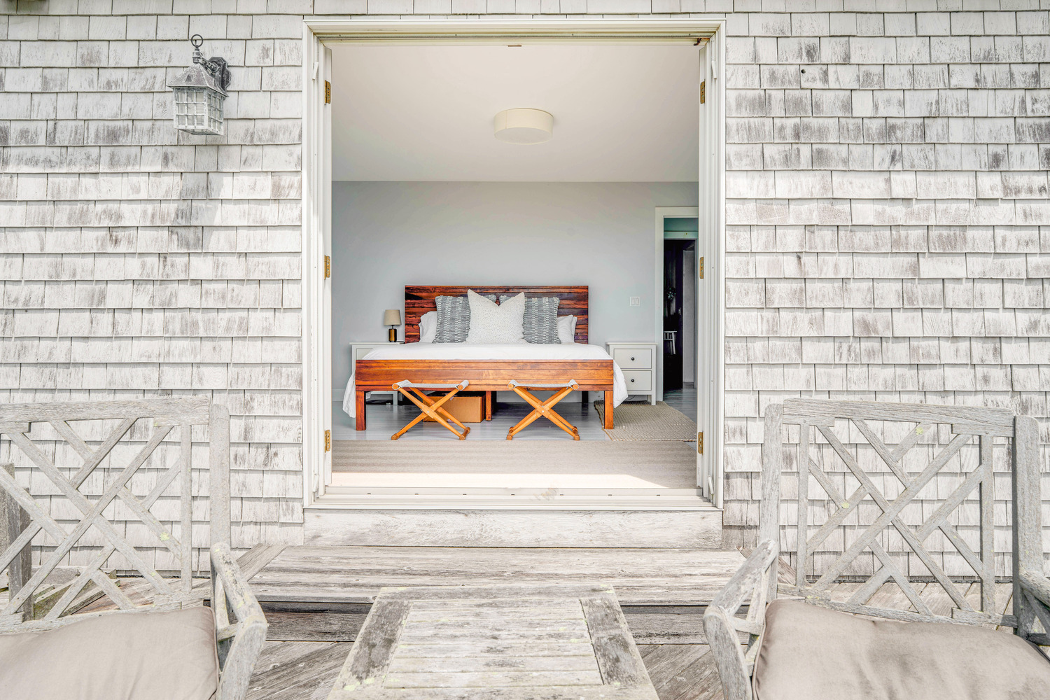 Inside Esha Soni’s Montauk home. DOUGLAS ELLIMAN