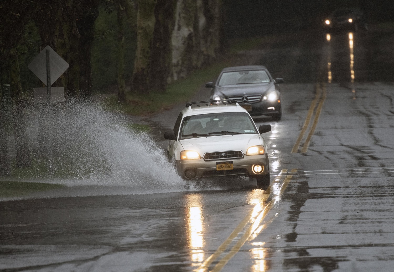 he ocean waves start to build at East Hampton Village Main Beach Monday afternoon. DOUG KUNTZ