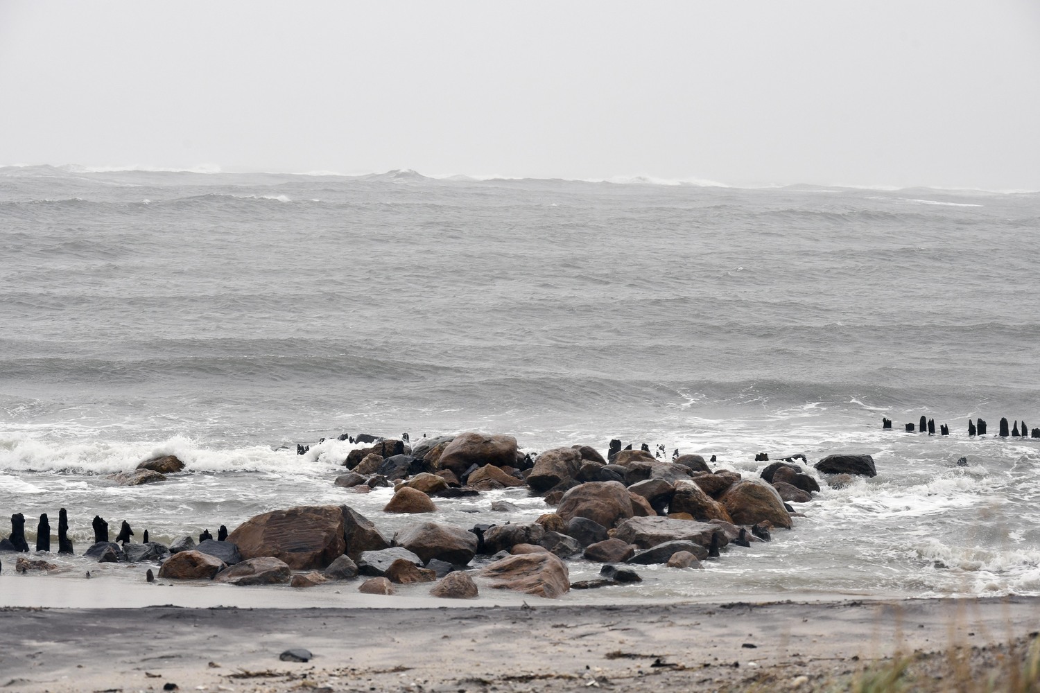 Surf near theShinnecock Inlet on Monday afternoon.  DANA SHAW